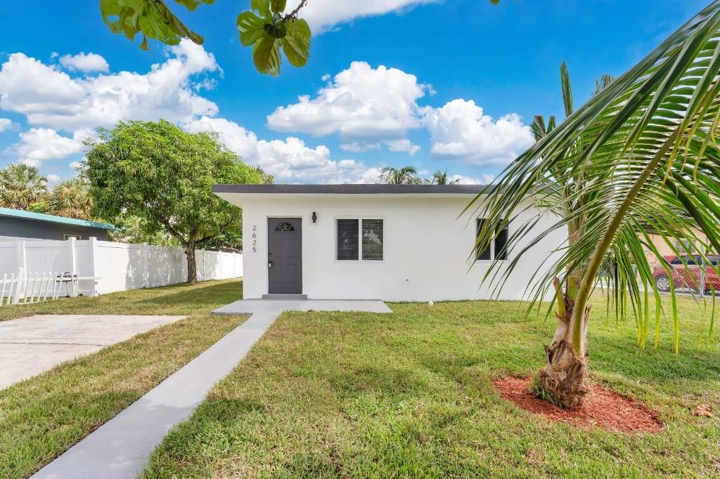 2625 NW 10th St