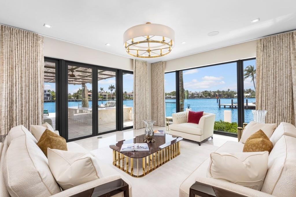 529 Bontona Ave Fort Lauderdale, FL 33301