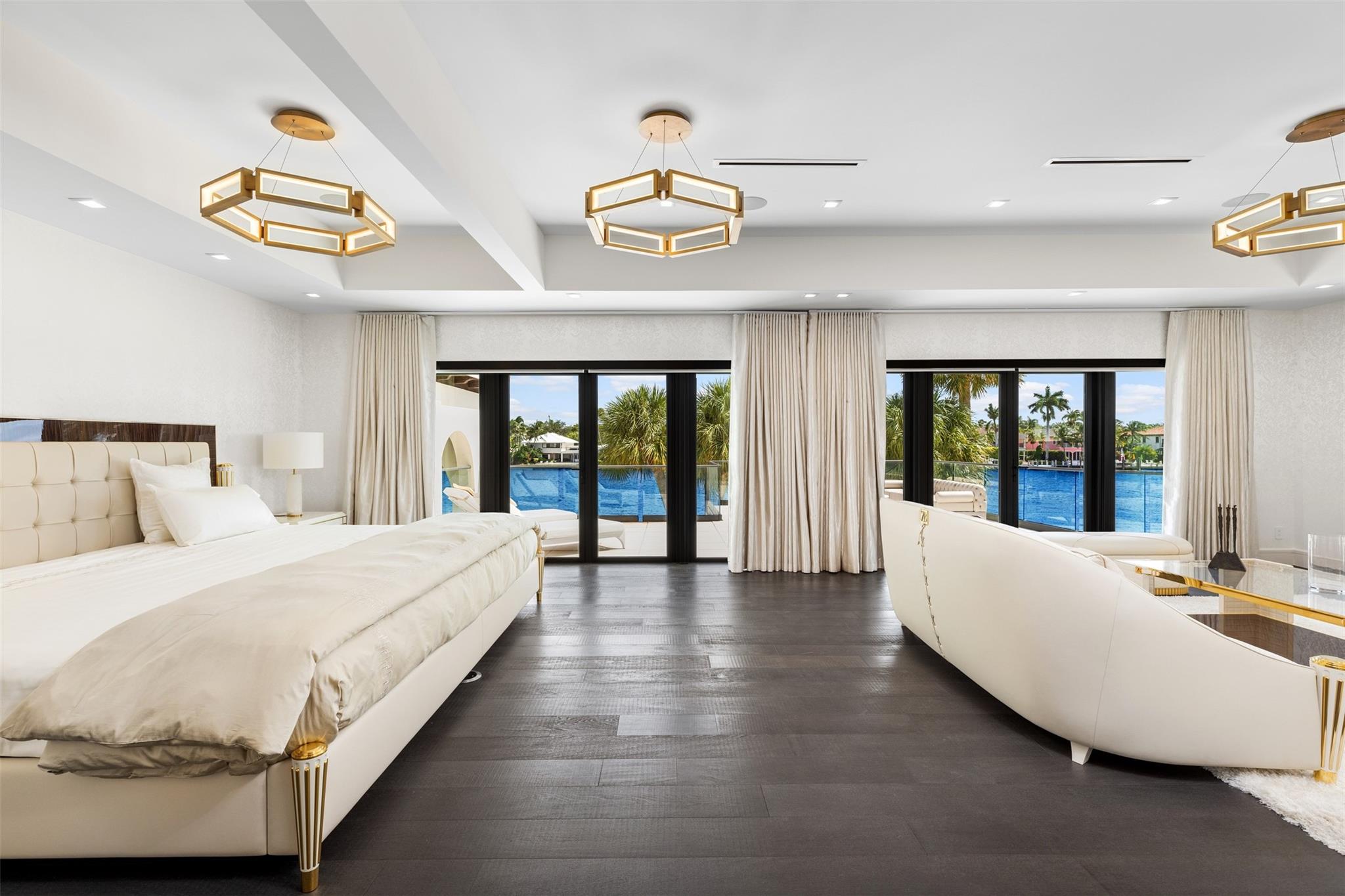 529 Bontona Ave Fort Lauderdale, FL 33301