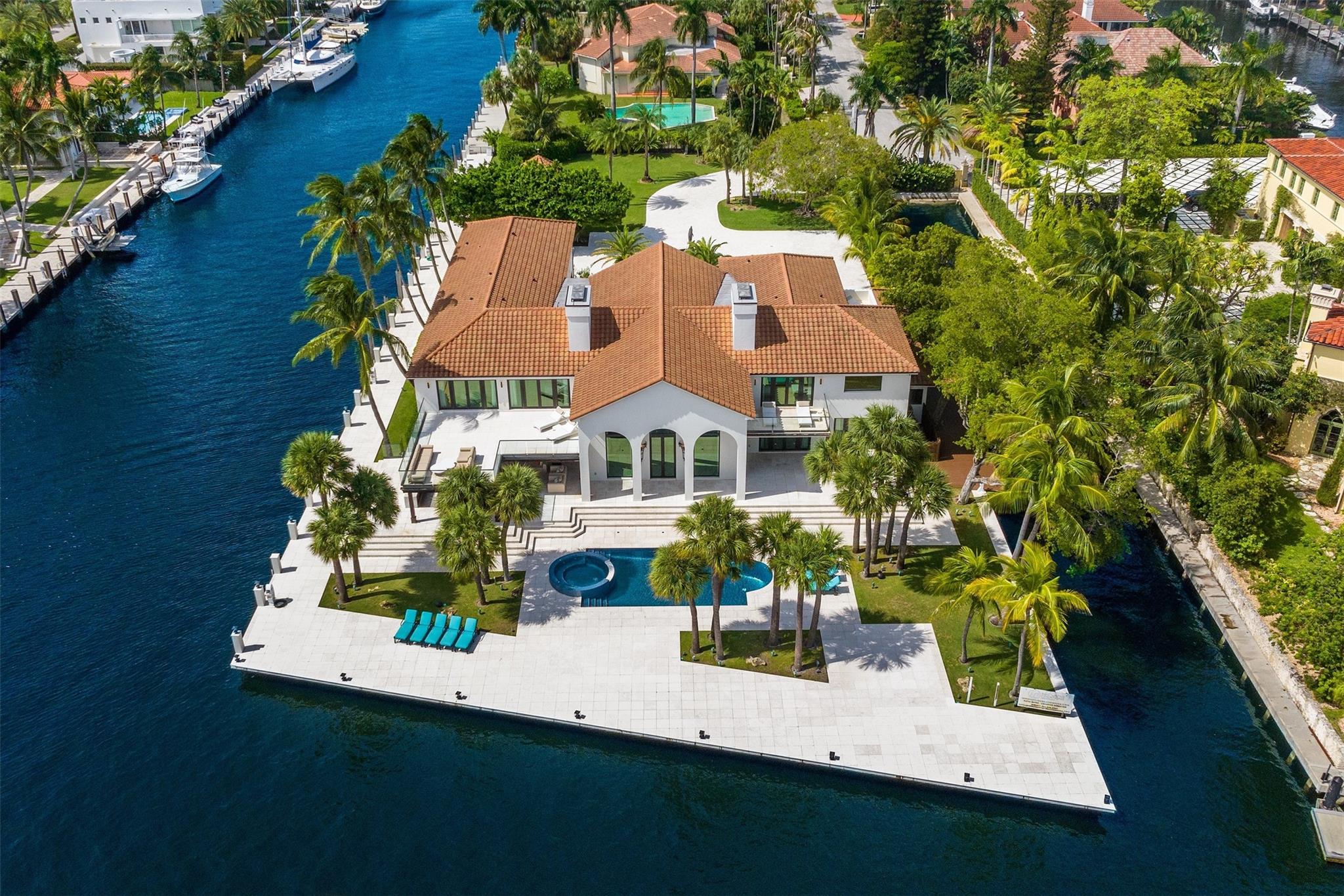 529 Bontona Ave Fort Lauderdale, FL 33301