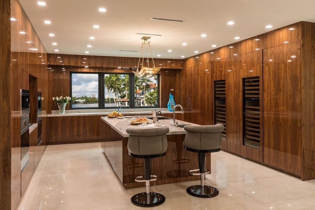 529 Bontona Ave Fort Lauderdale, FL 33301