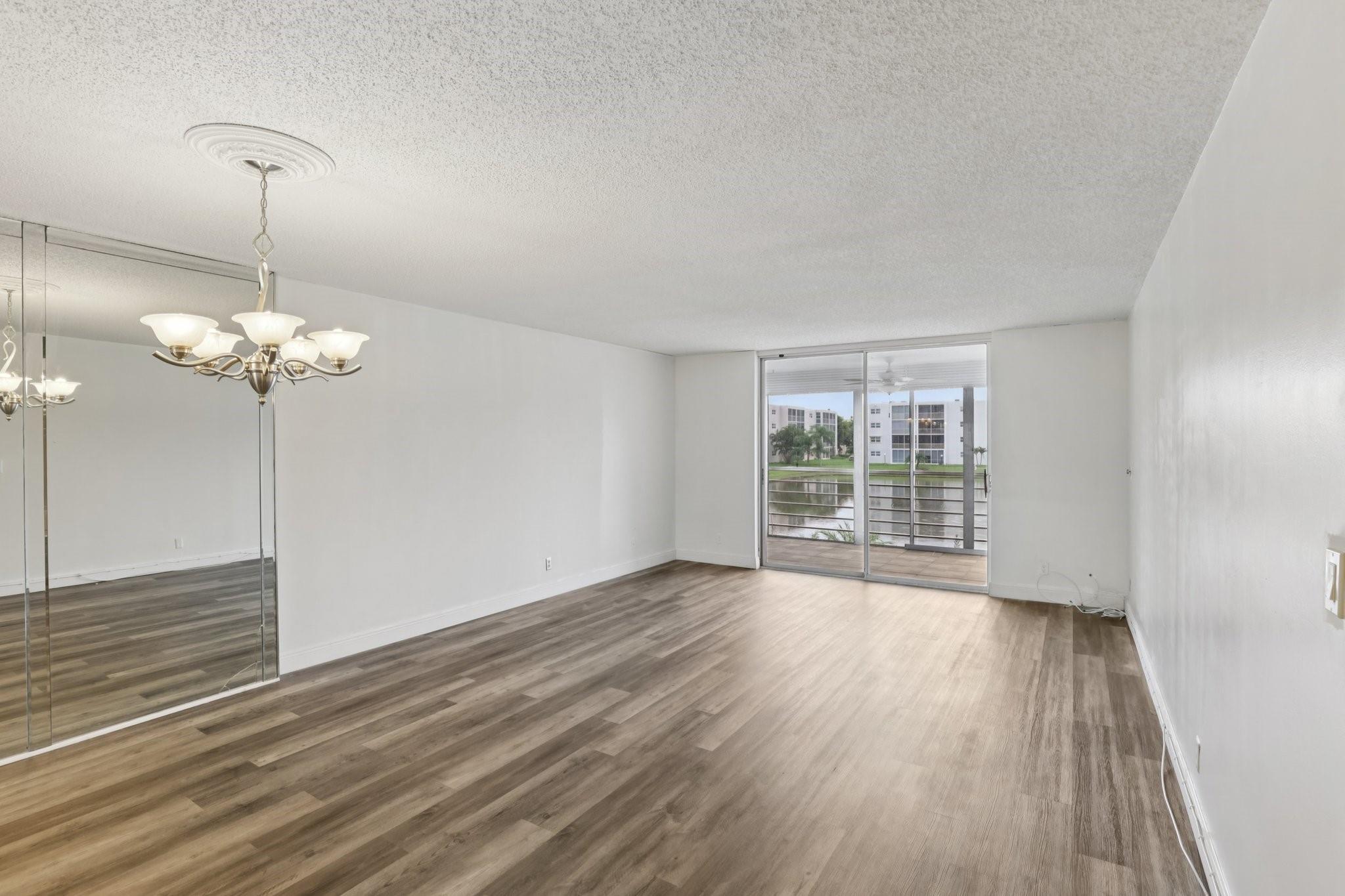 1024 SE 4th Ave #204