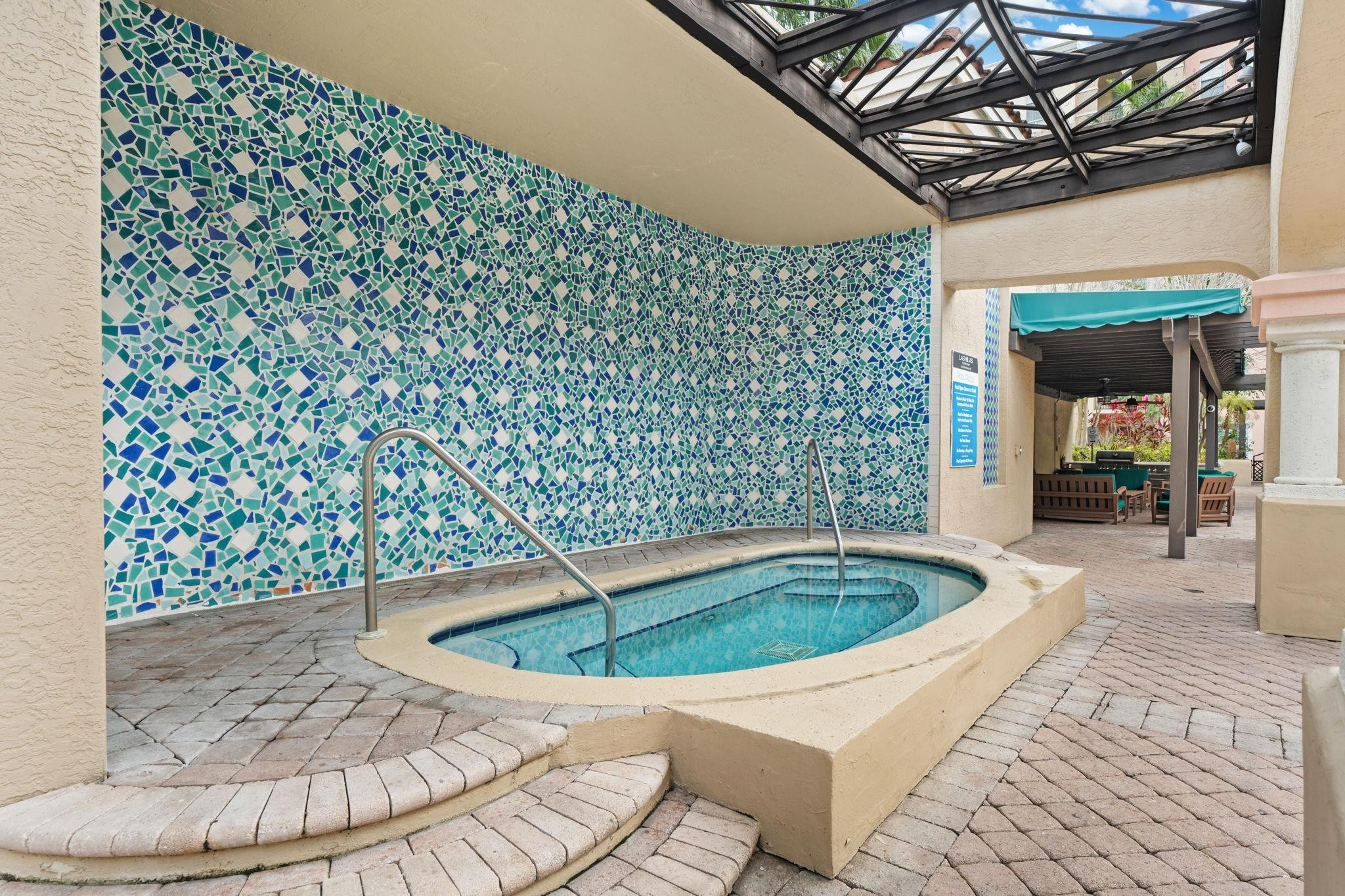 520 SE 5th #2406 Fort Lauderdale, FL 33301