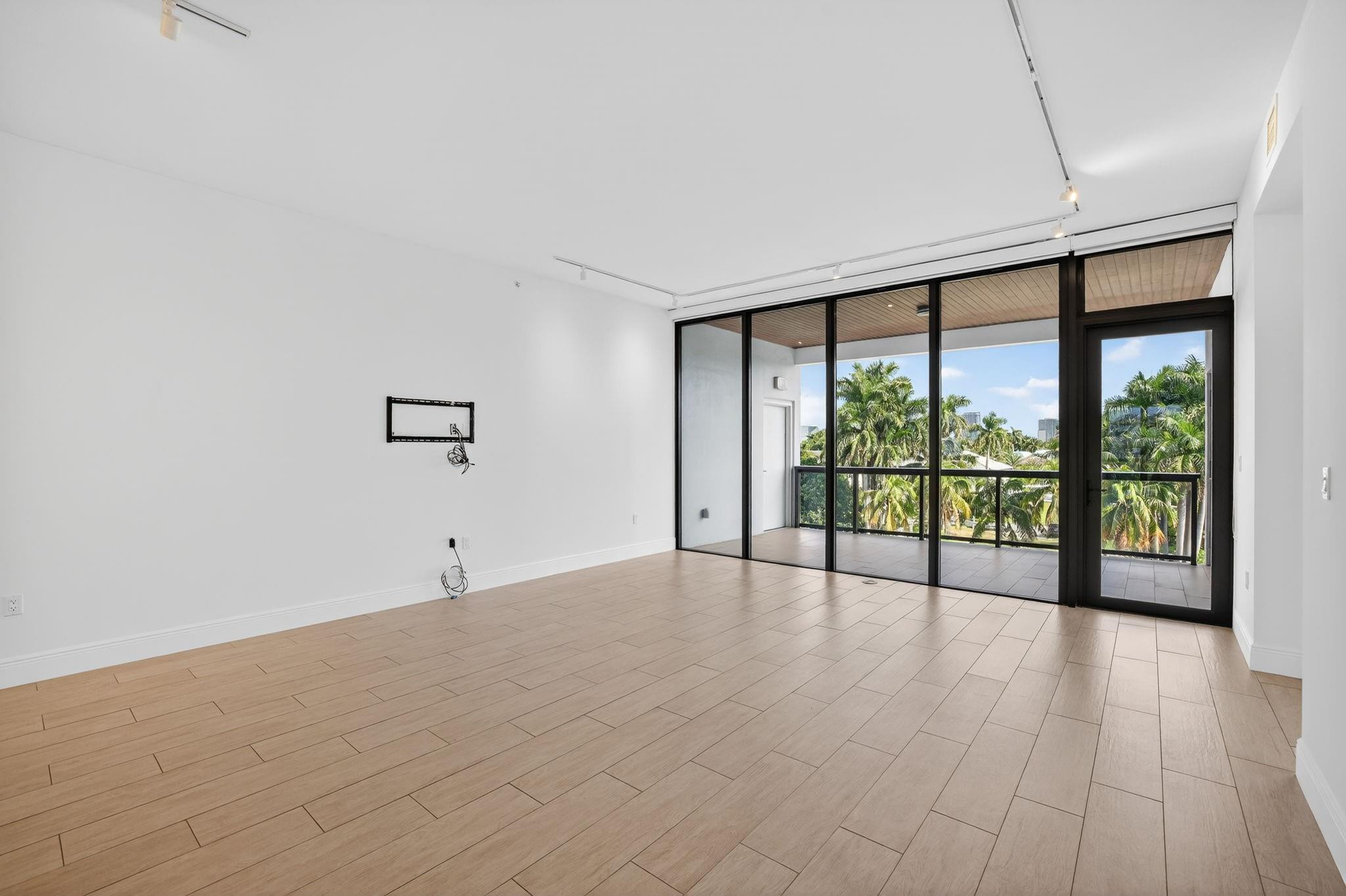 30 Isle Of Venice Dr #403 Fort Lauderdale, FL 33301