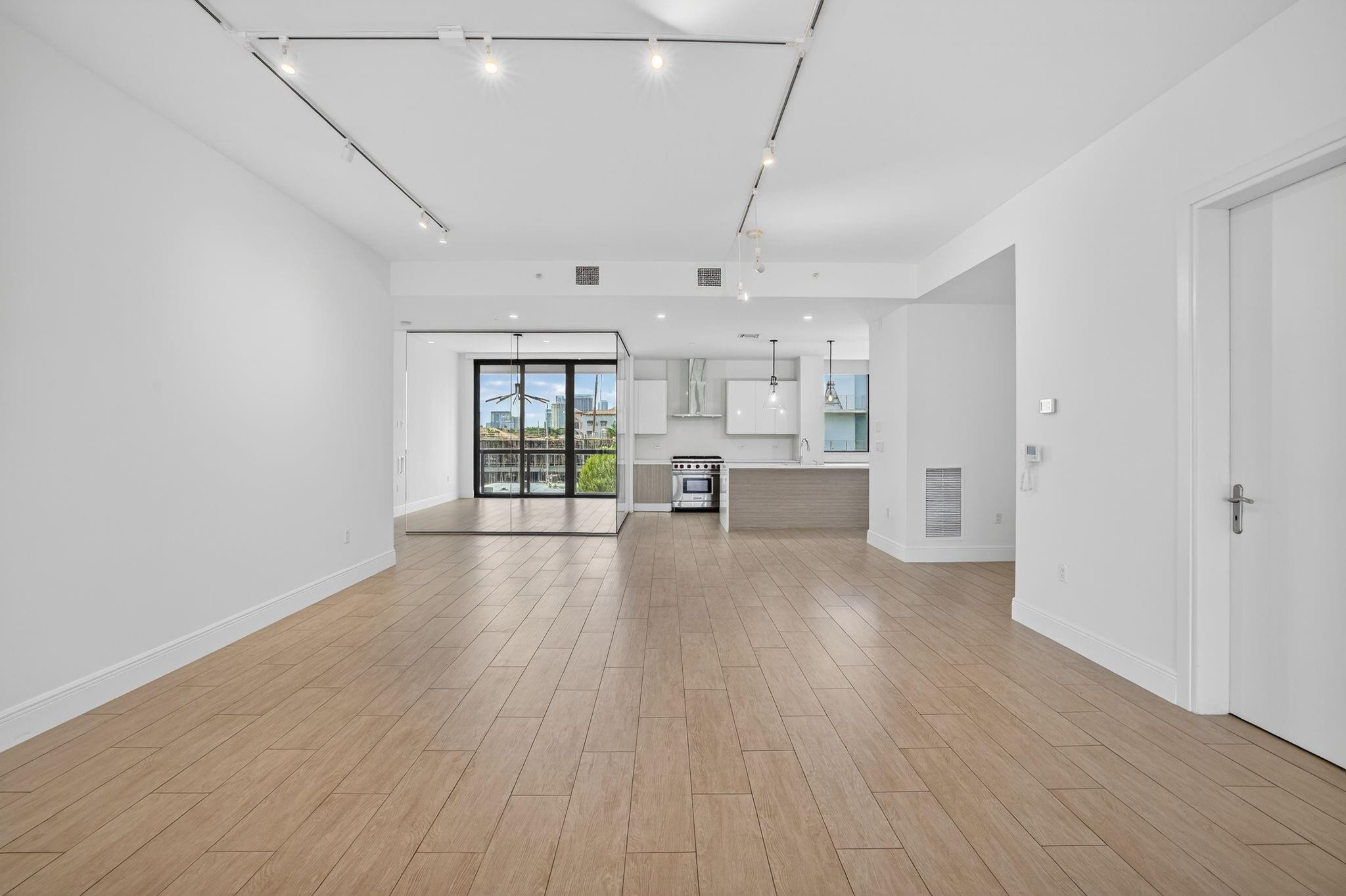 30 Isle Of Venice Dr #403 Fort Lauderdale, FL 33301