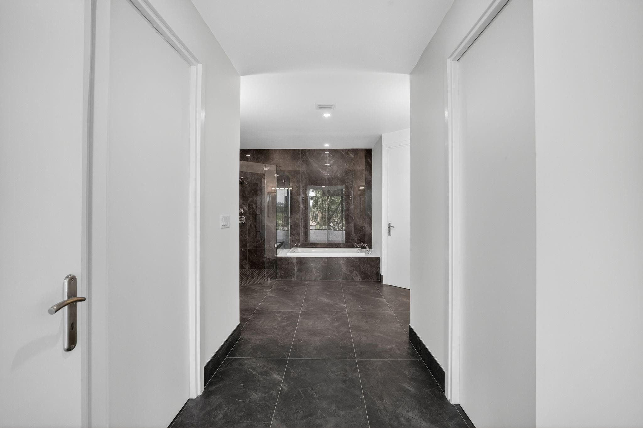 30 Isle Of Venice Dr #403 Fort Lauderdale, FL 33301