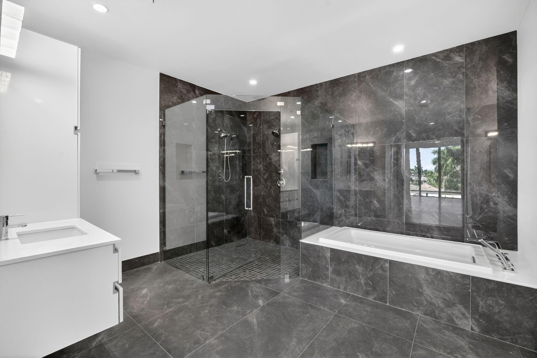 30 Isle Of Venice Dr #403 Fort Lauderdale, FL 33301