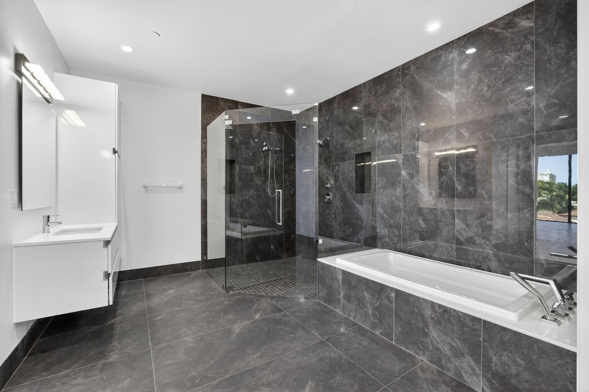 30 Isle Of Venice Dr #403 Fort Lauderdale, FL 33301