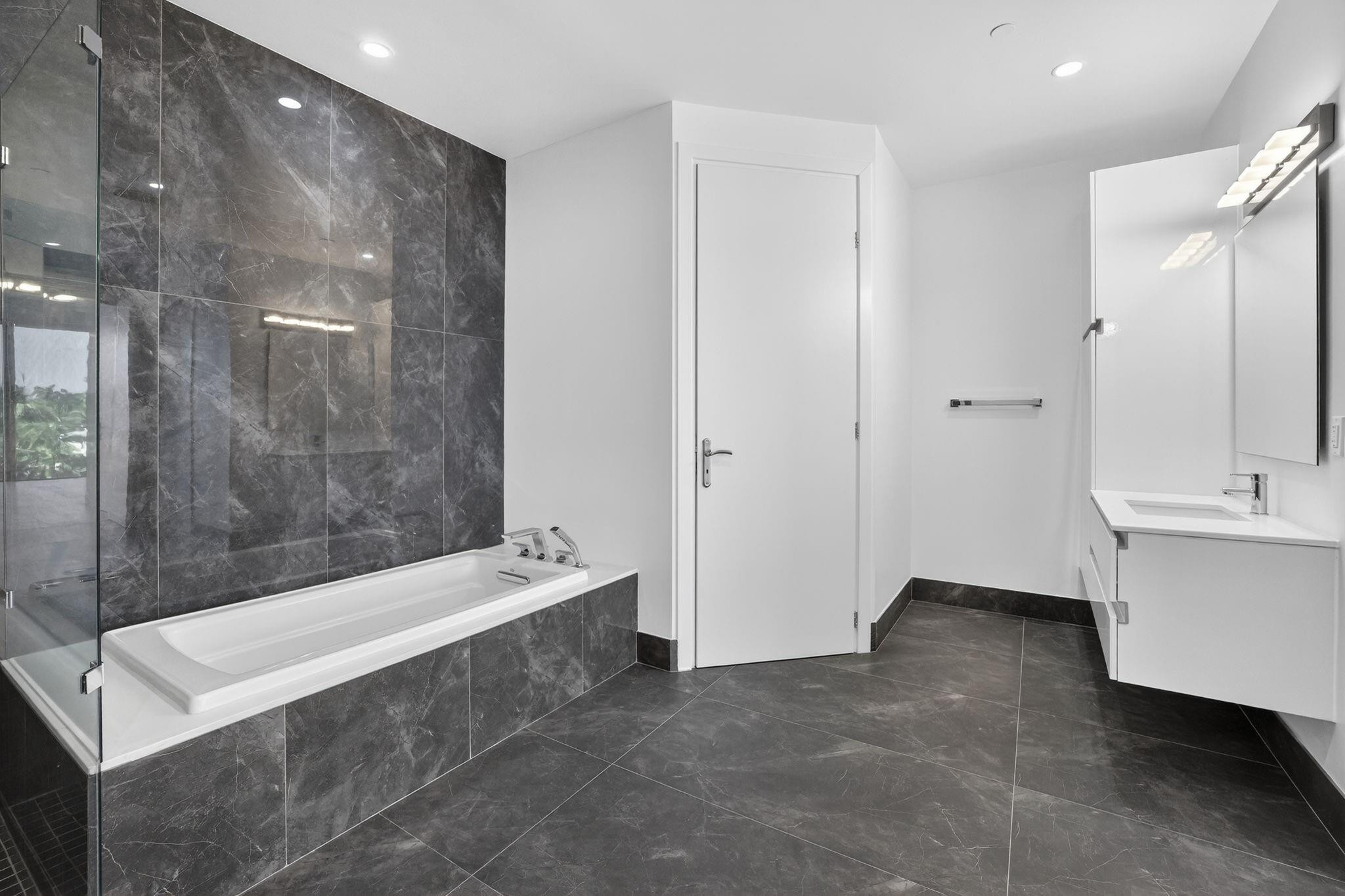 30 Isle Of Venice Dr #403 Fort Lauderdale, FL 33301