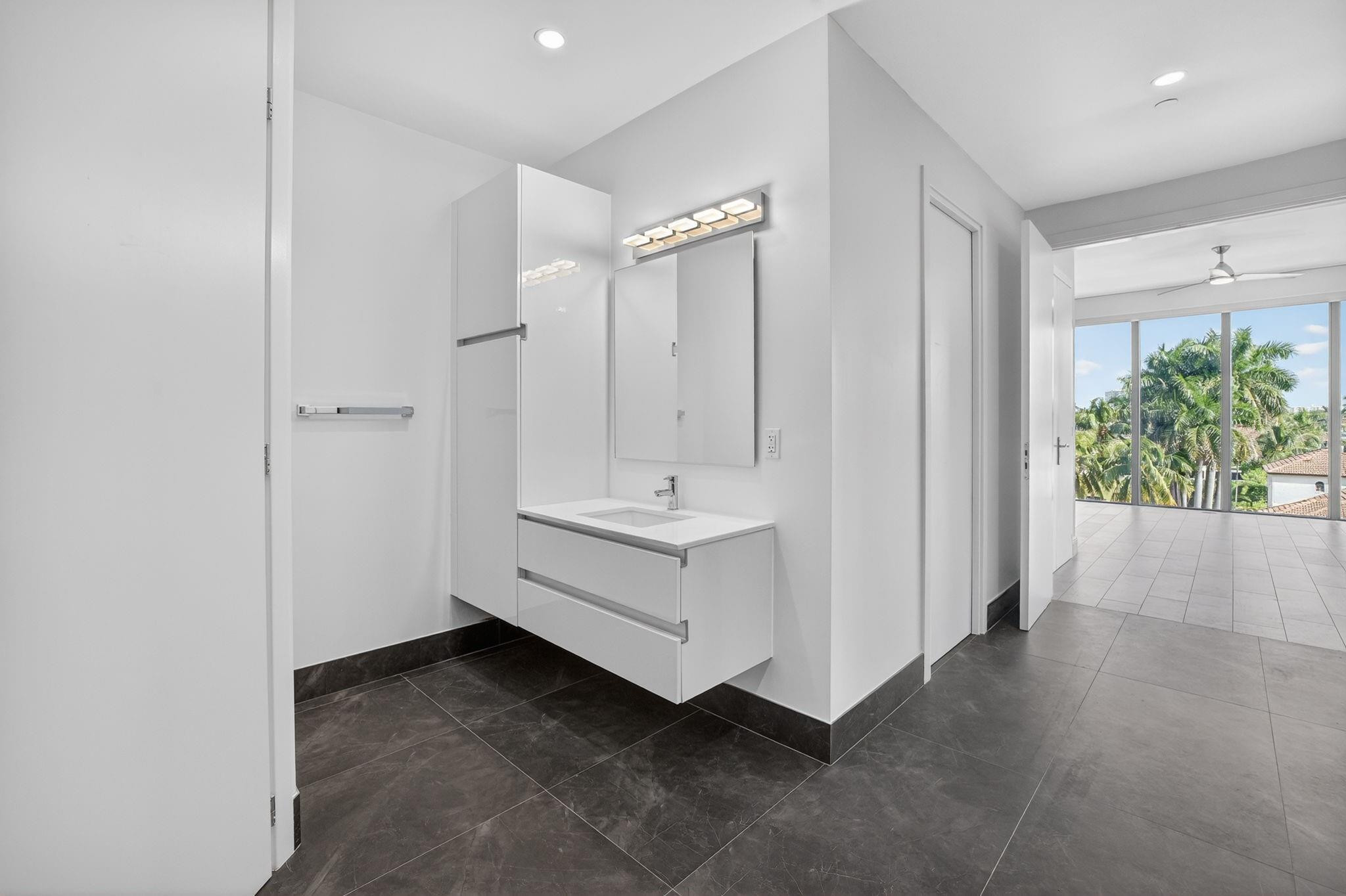 30 Isle Of Venice Dr #403 Fort Lauderdale, FL 33301