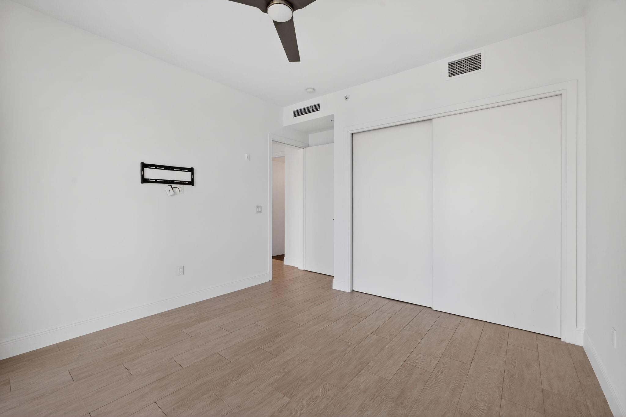 30 Isle Of Venice Dr #403 Fort Lauderdale, FL 33301