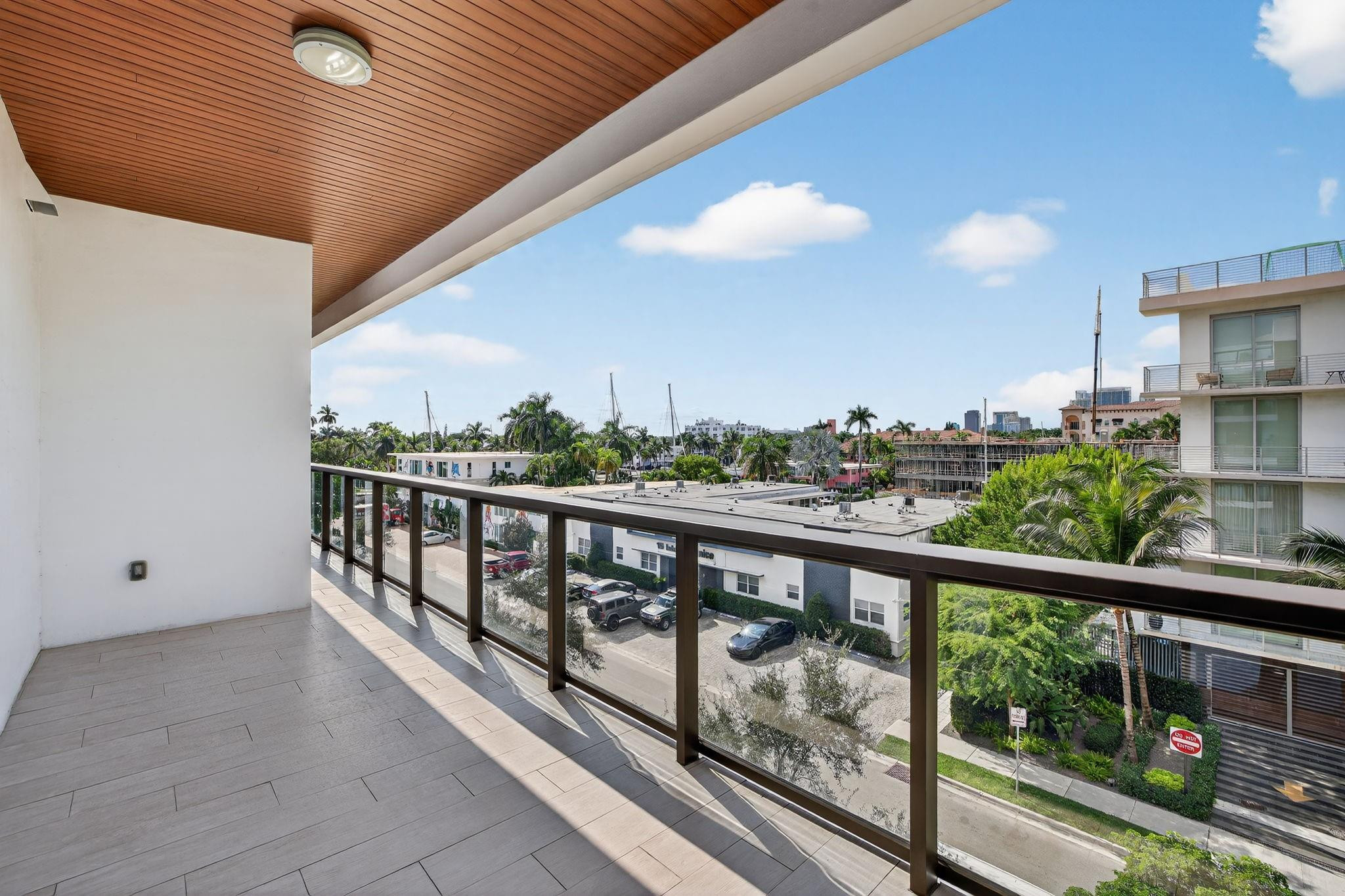 30 Isle Of Venice Dr #403 Fort Lauderdale, FL 33301