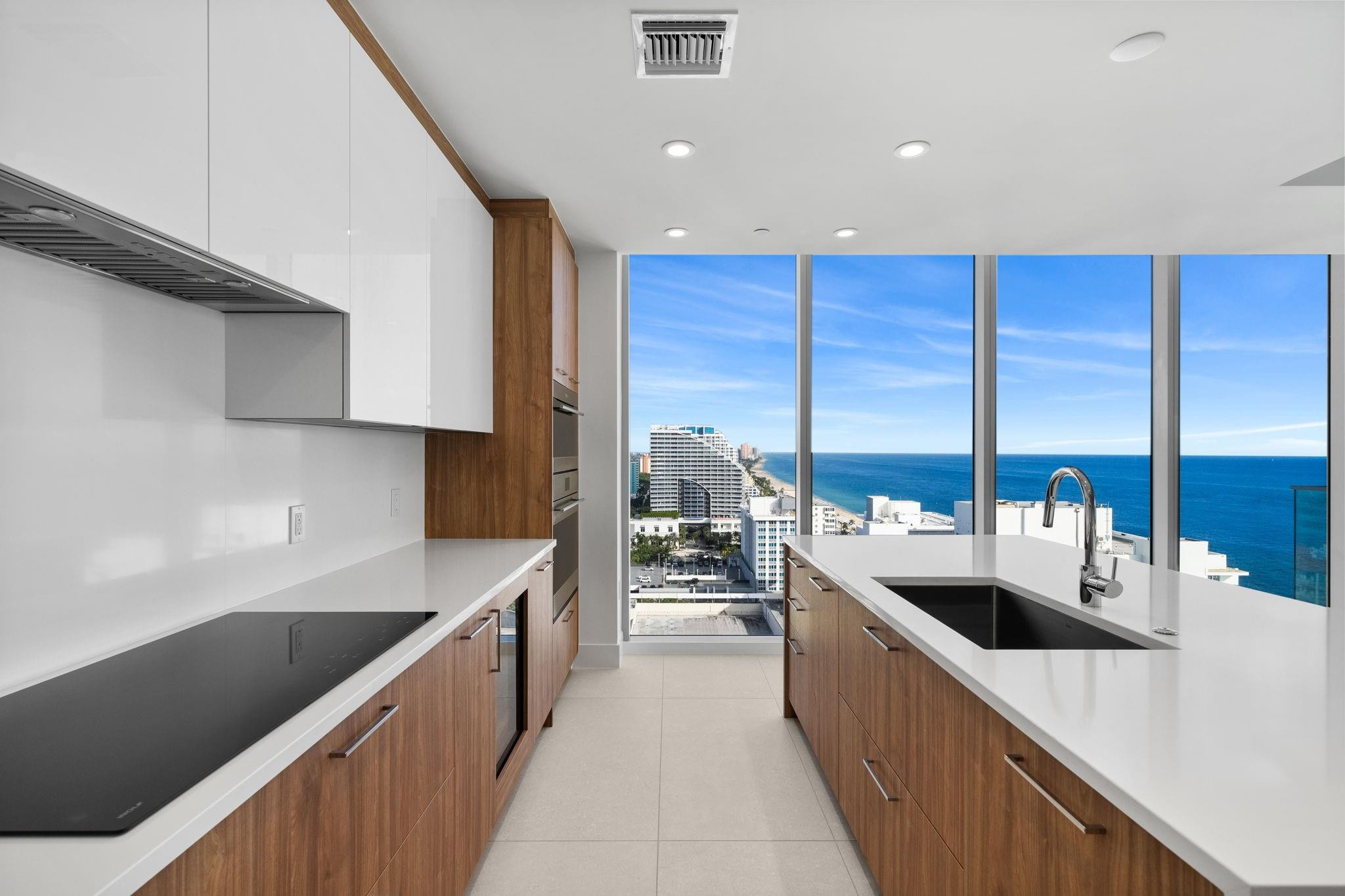 151 N Seabreeze #1804-E Fort Lauderdale, FL 33304