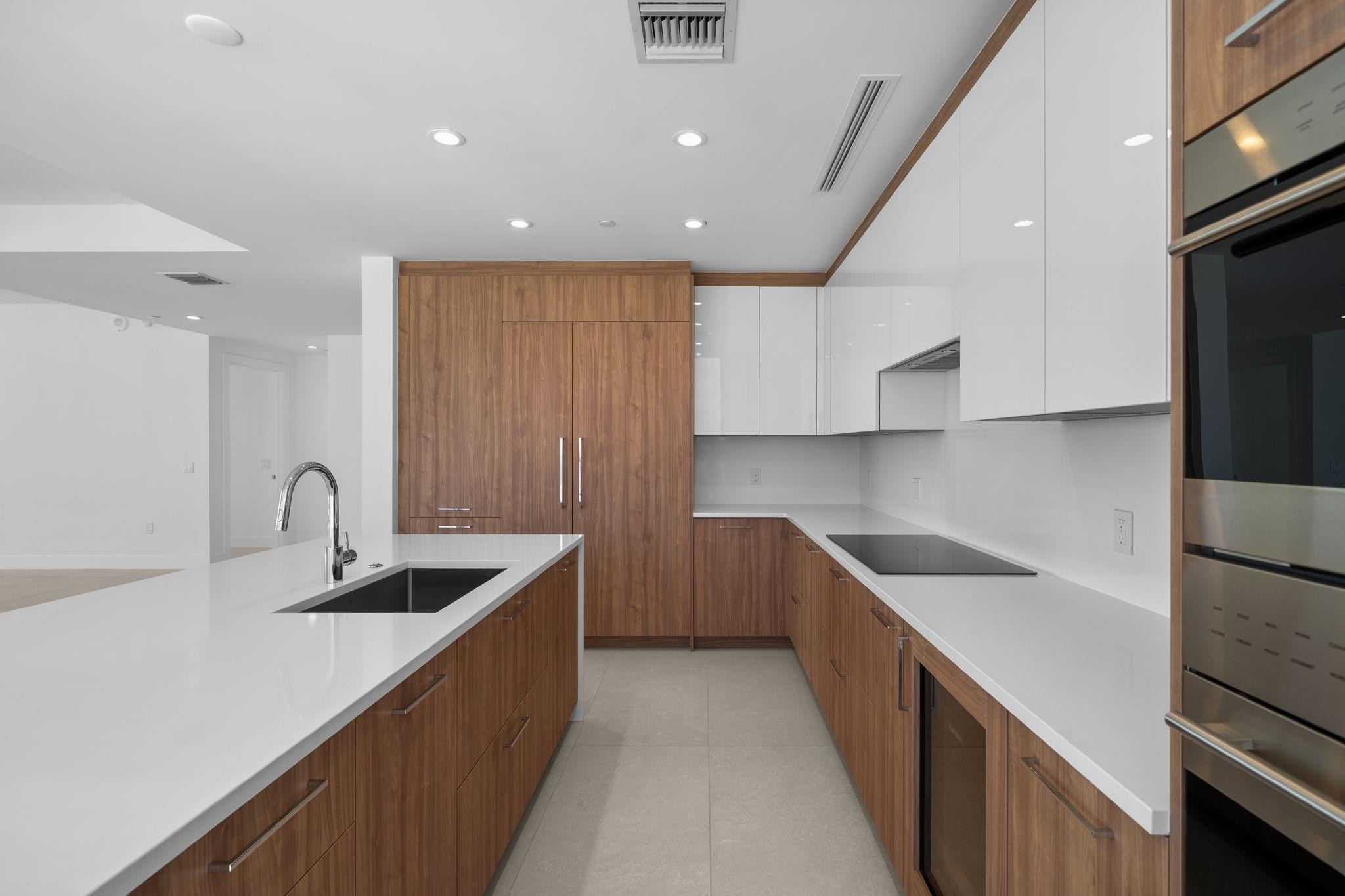 151 N Seabreeze #1804-E Fort Lauderdale, FL 33304