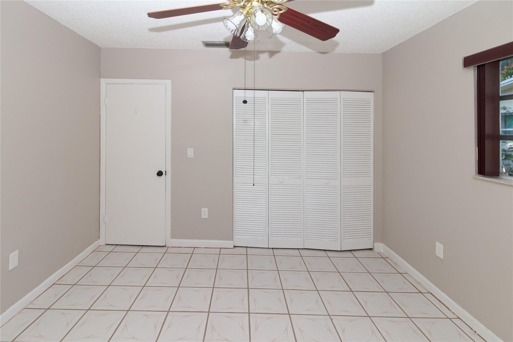 3891 NW 78th Ave Davie, FL 33024