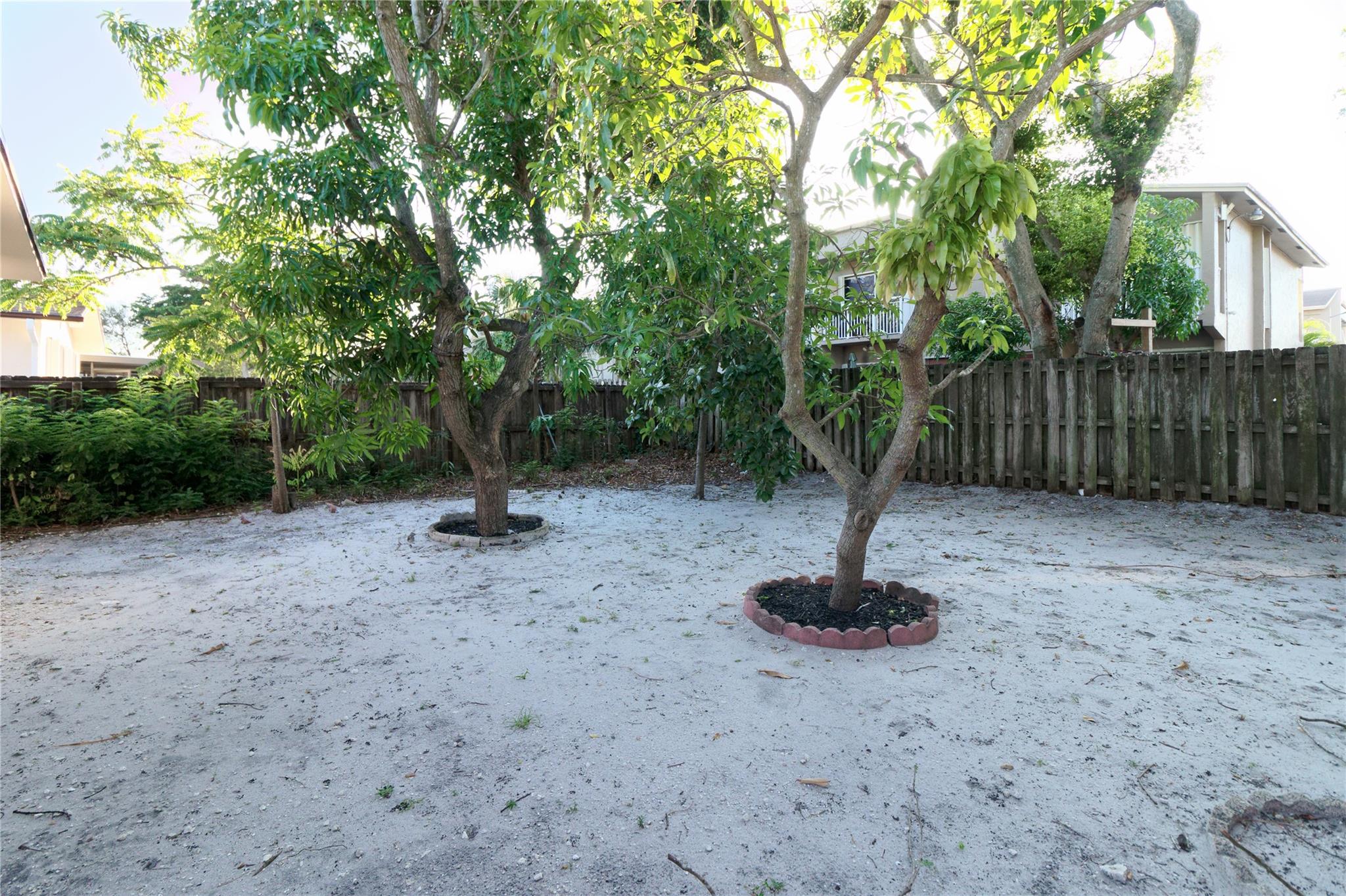 3891 NW 78th Ave Davie, FL 33024