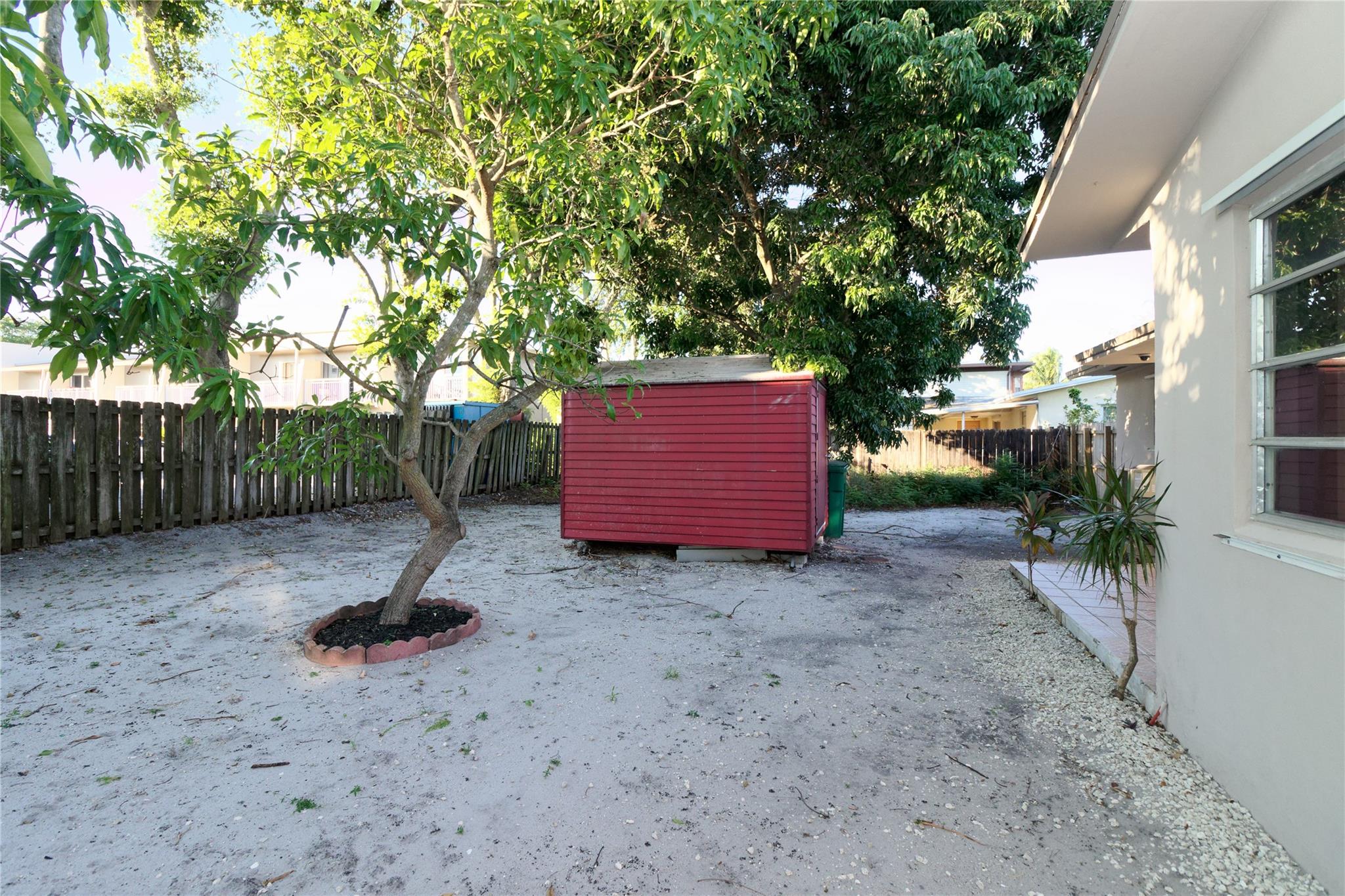 3891 NW 78th Ave Davie, FL 33024