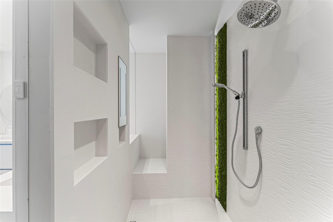 image The Bath Club46