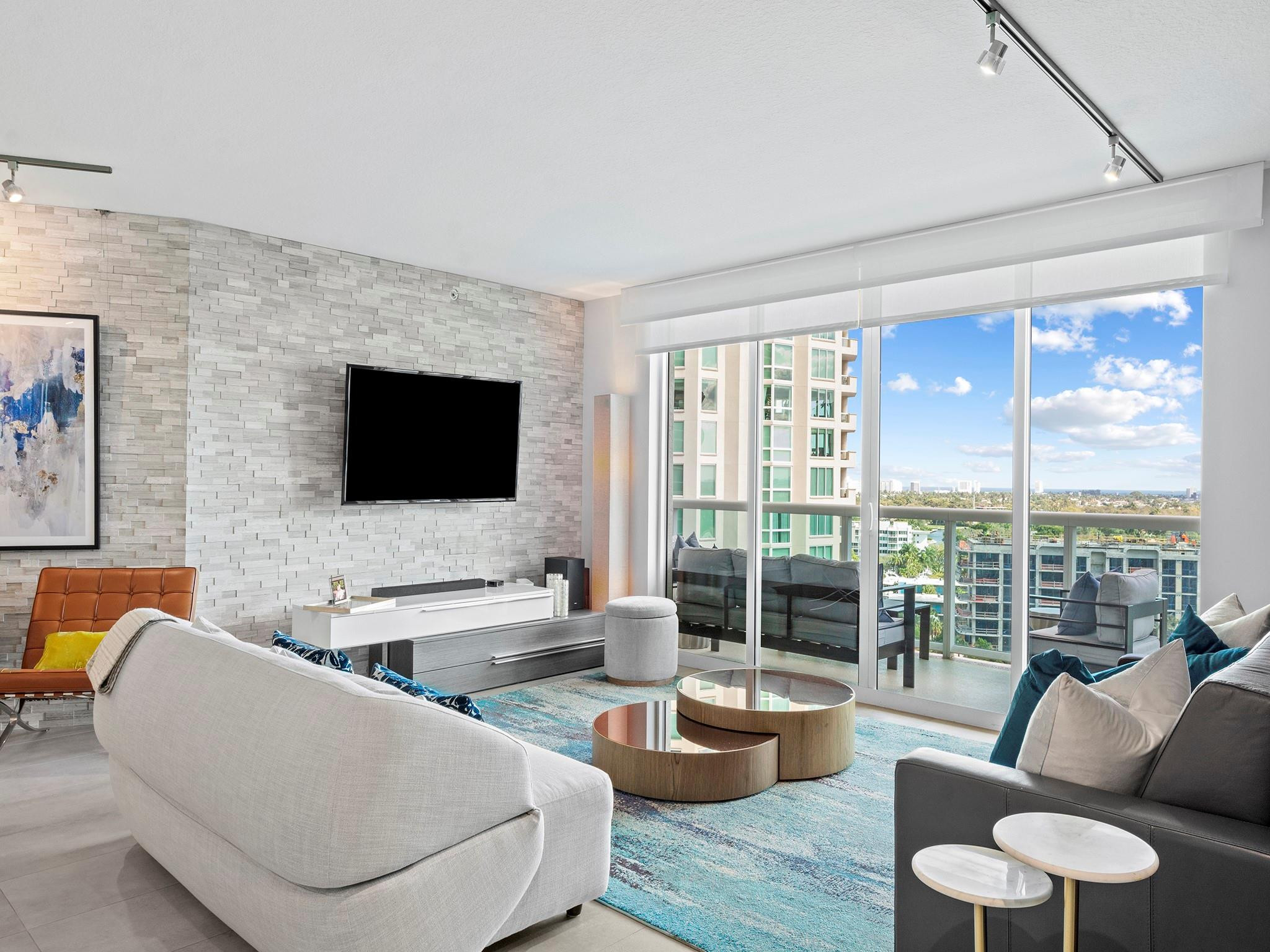 347 N New Riv #1401 Fort Lauderdale, FL 33301