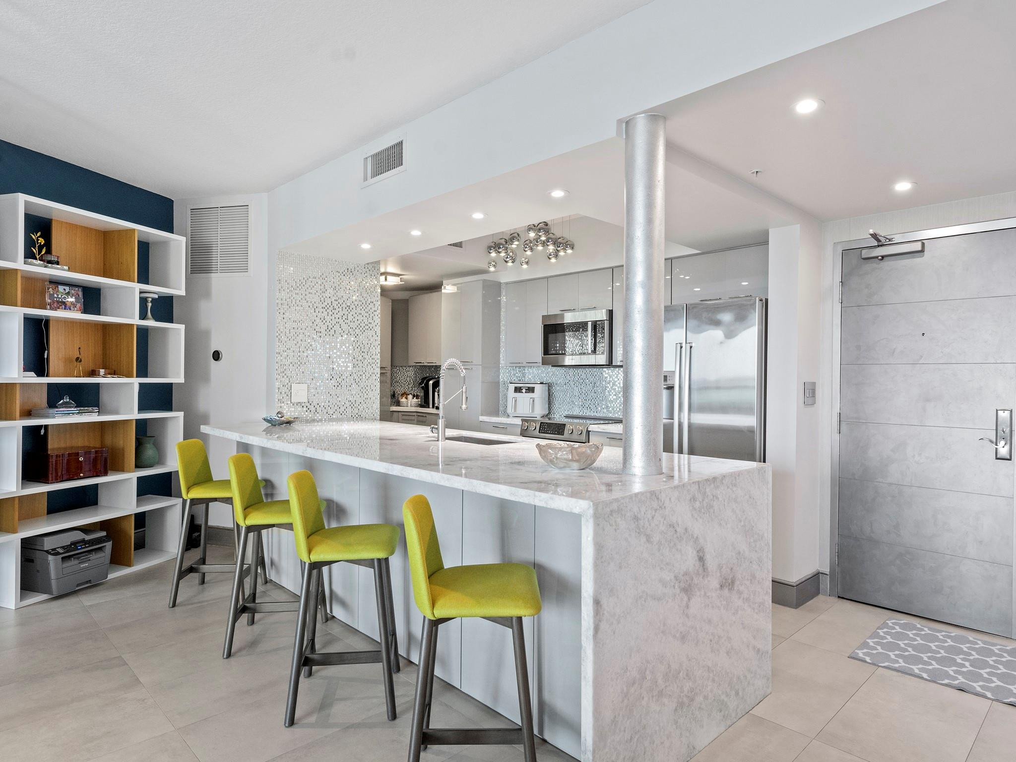 347 N New Riv #1401 Fort Lauderdale, FL 33301