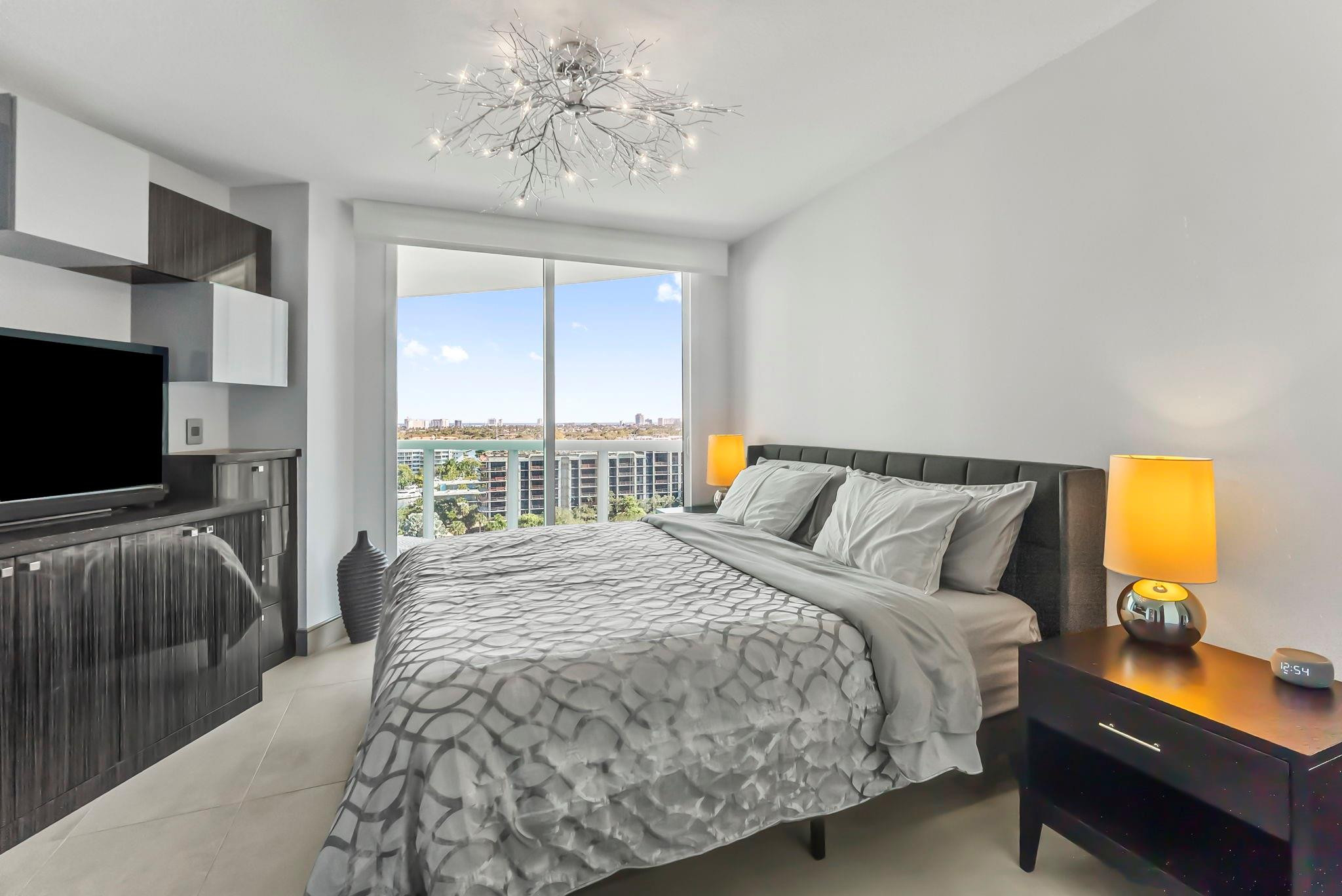 347 N New Riv #1401 Fort Lauderdale, FL 33301