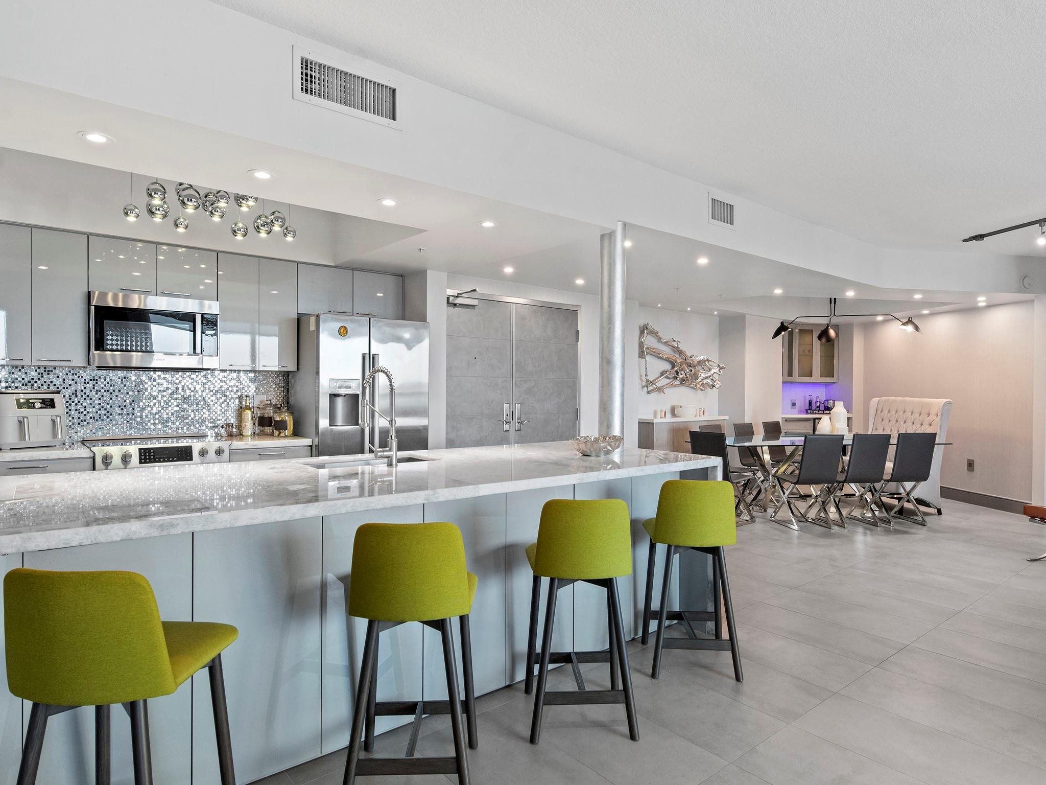 347 N New Riv #1401 Fort Lauderdale, FL 33301