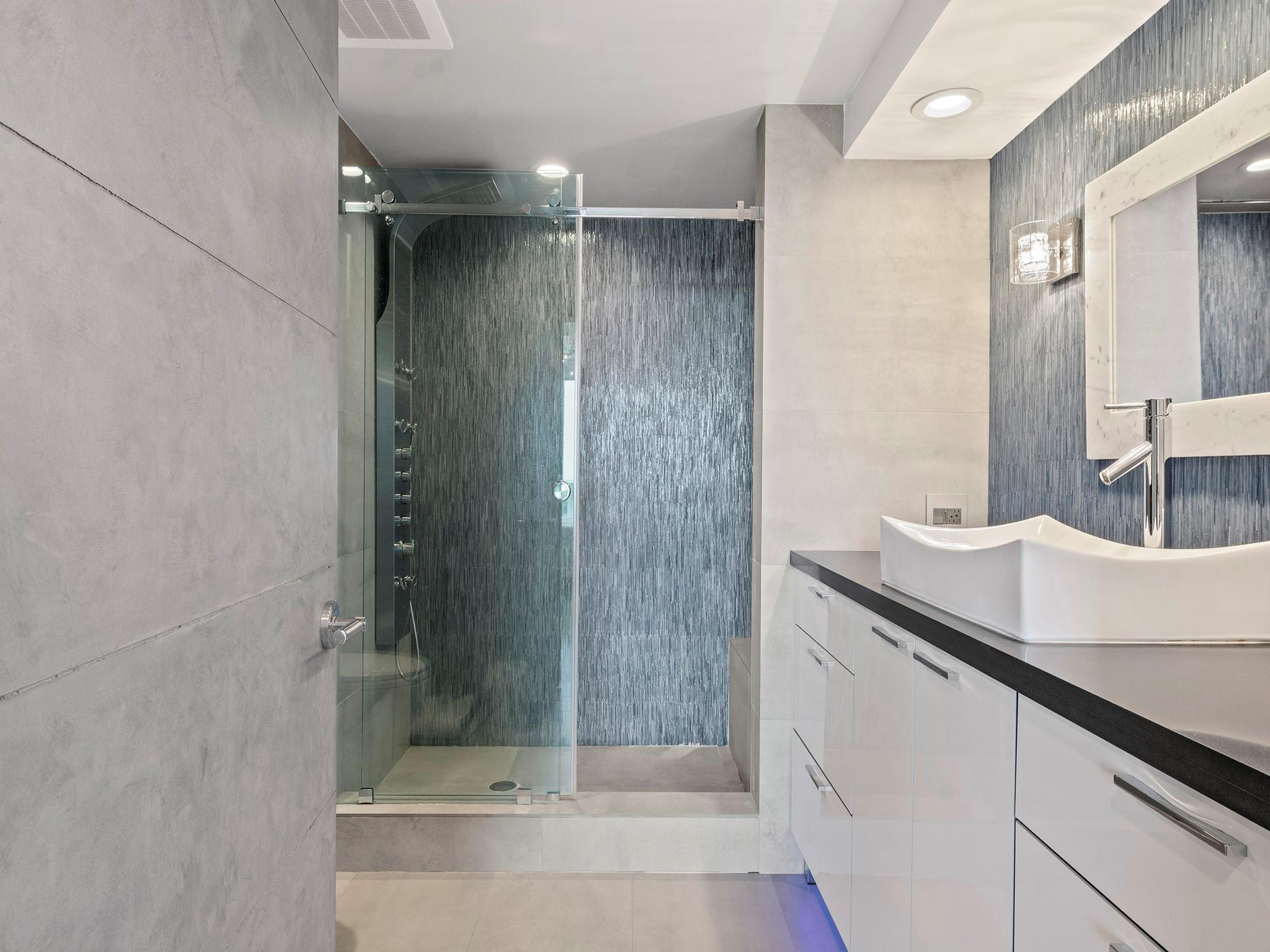 347 N New Riv #1401 Fort Lauderdale, FL 33301