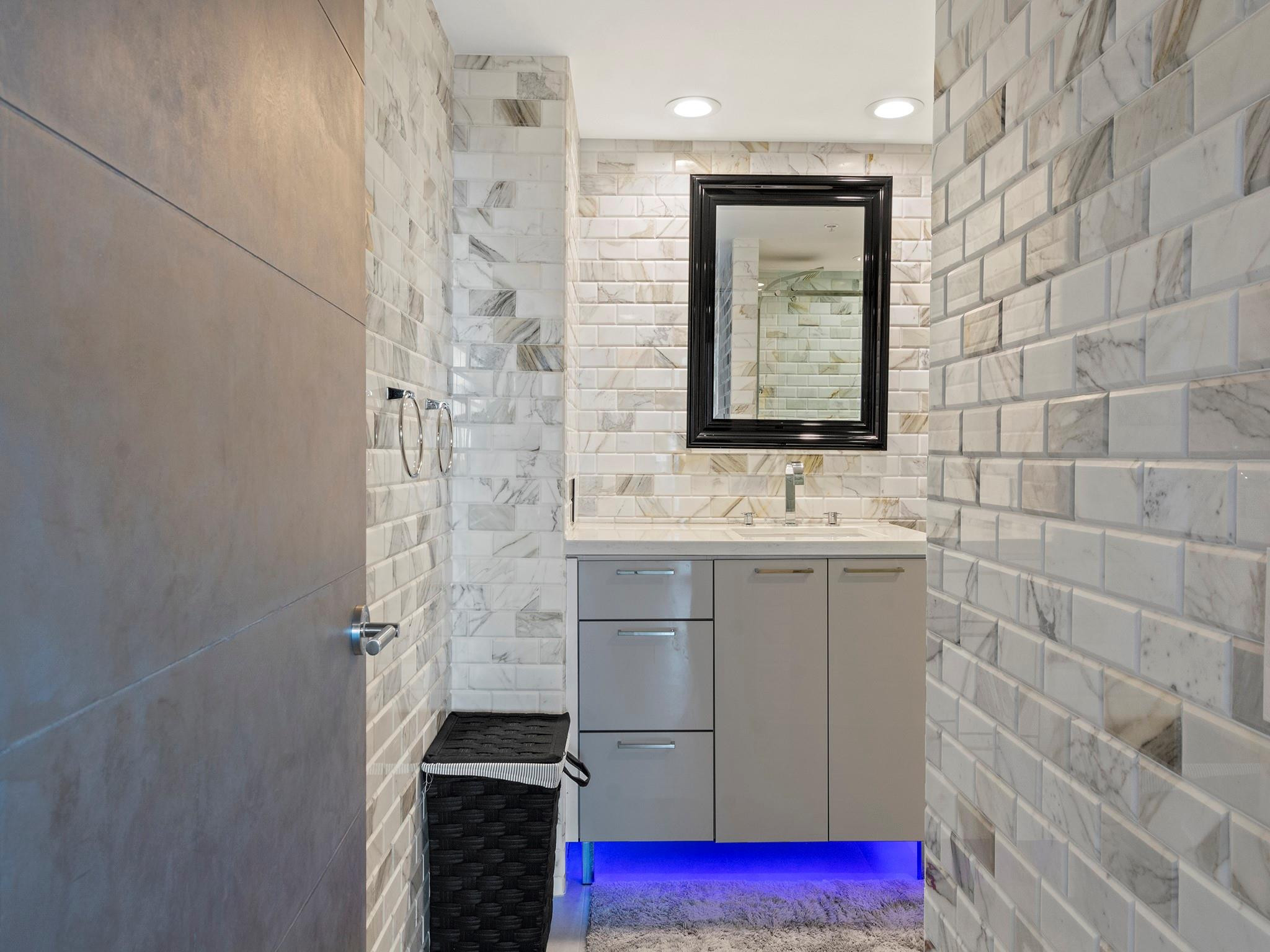 347 N New Riv #1401 Fort Lauderdale, FL 33301