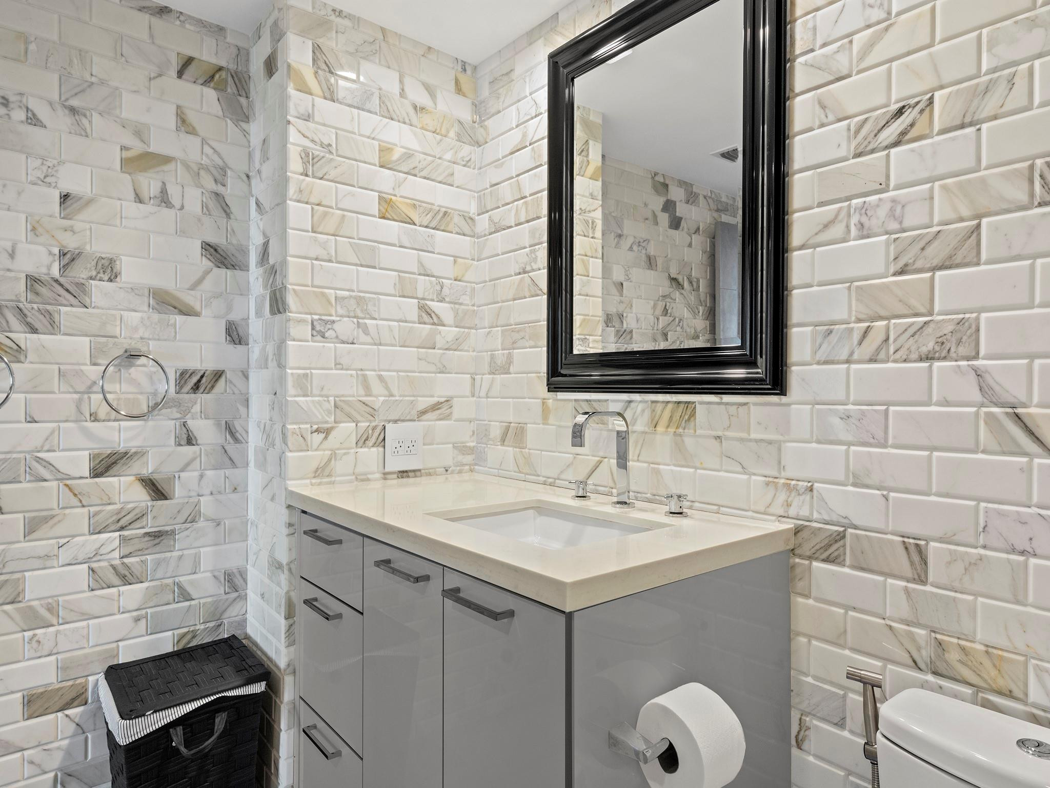 347 N New Riv #1401 Fort Lauderdale, FL 33301