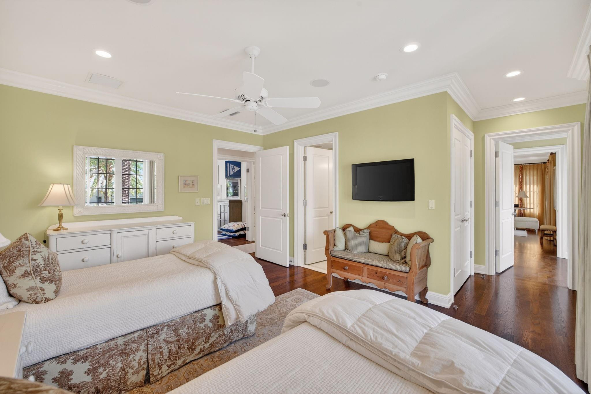 710 Isle Of Palms Fort Lauderdale, FL 33301