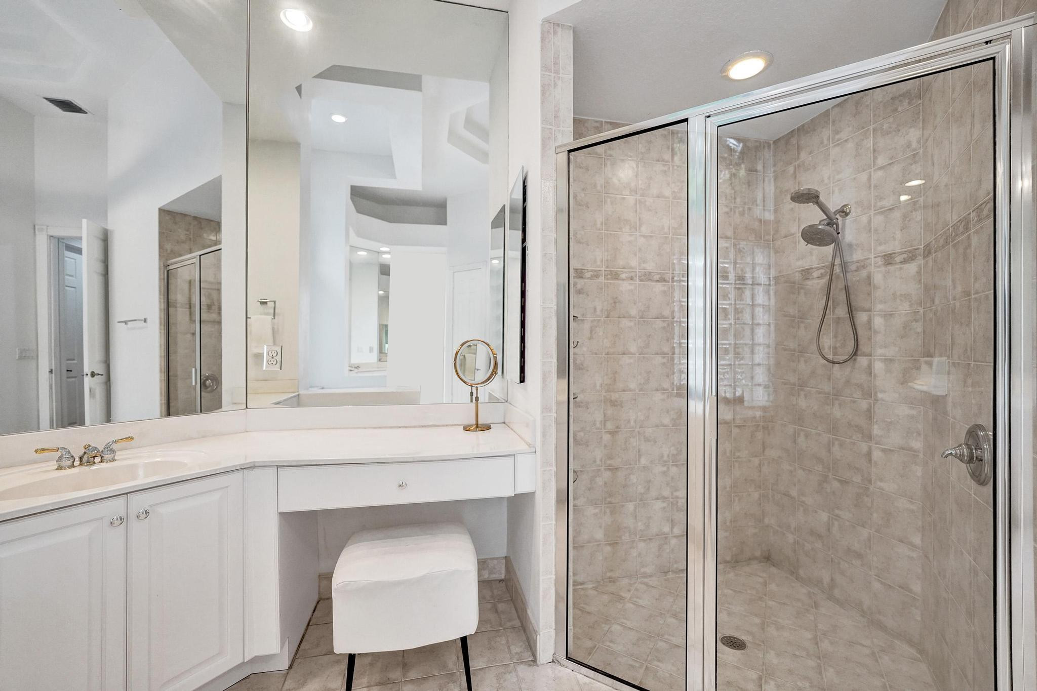 13763 NW 18th Pembroke Pines, FL 33028