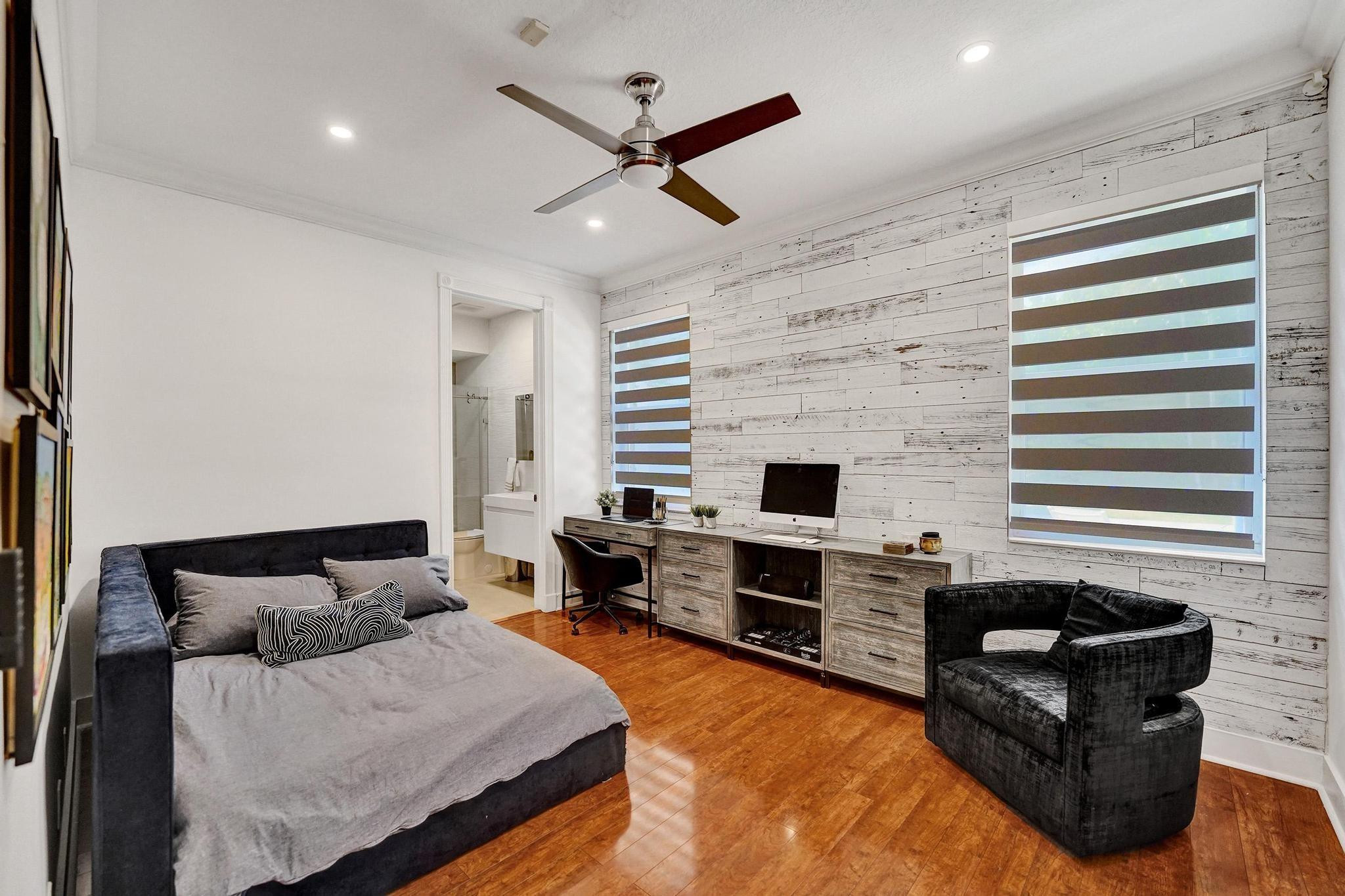 13763 NW 18th Pembroke Pines, FL 33028