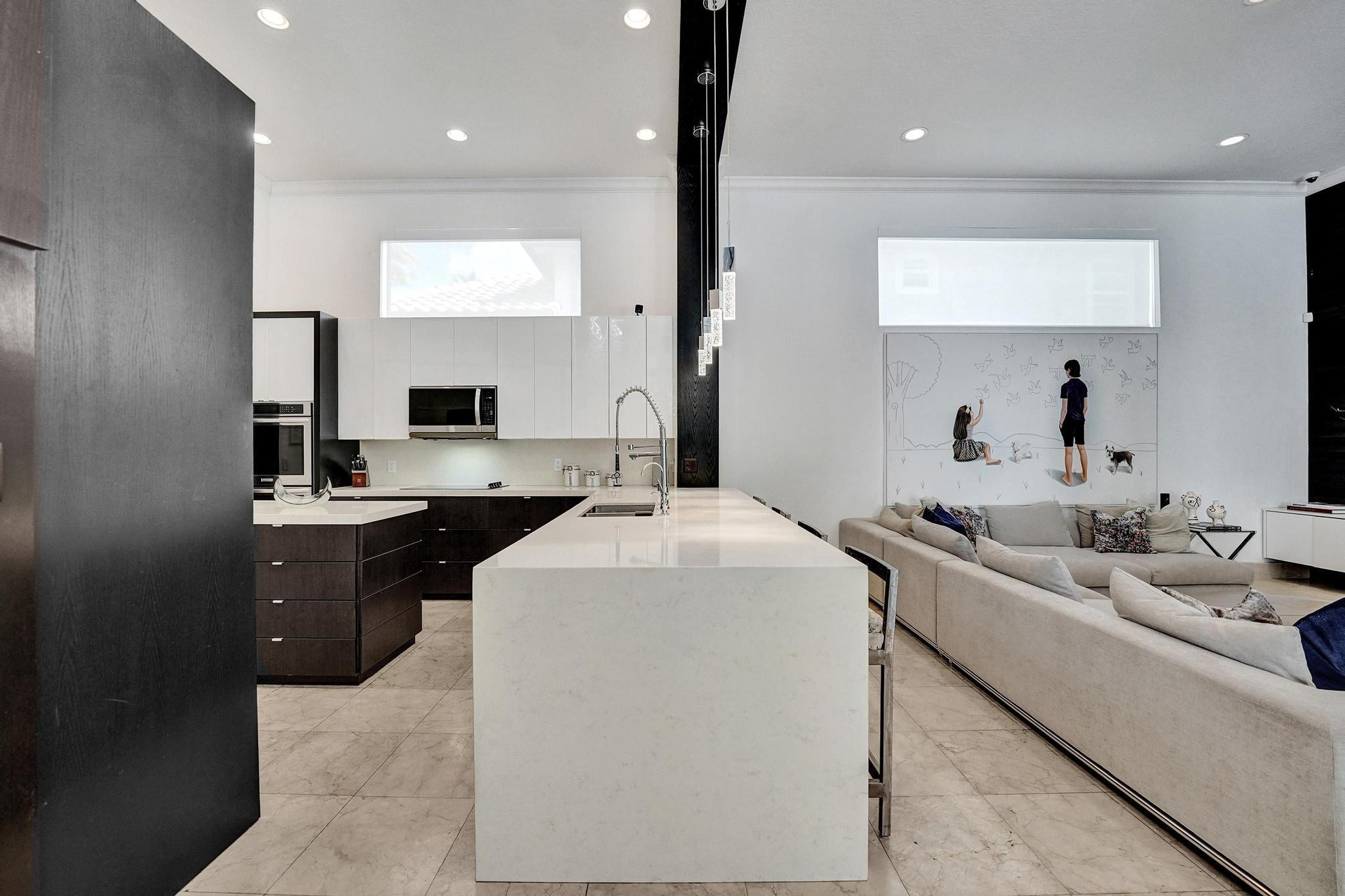 13763 NW 18th Pembroke Pines, FL 33028