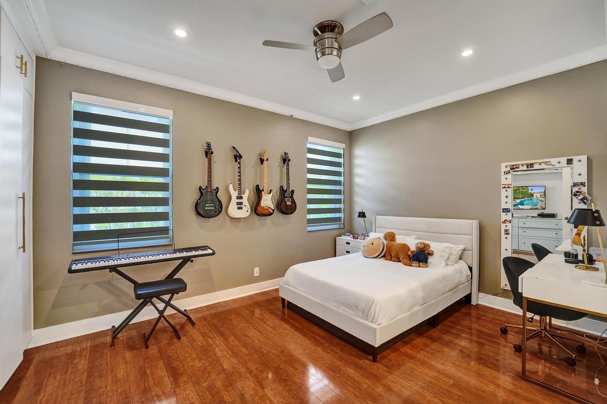 13763 NW 18th Pembroke Pines, FL 33028