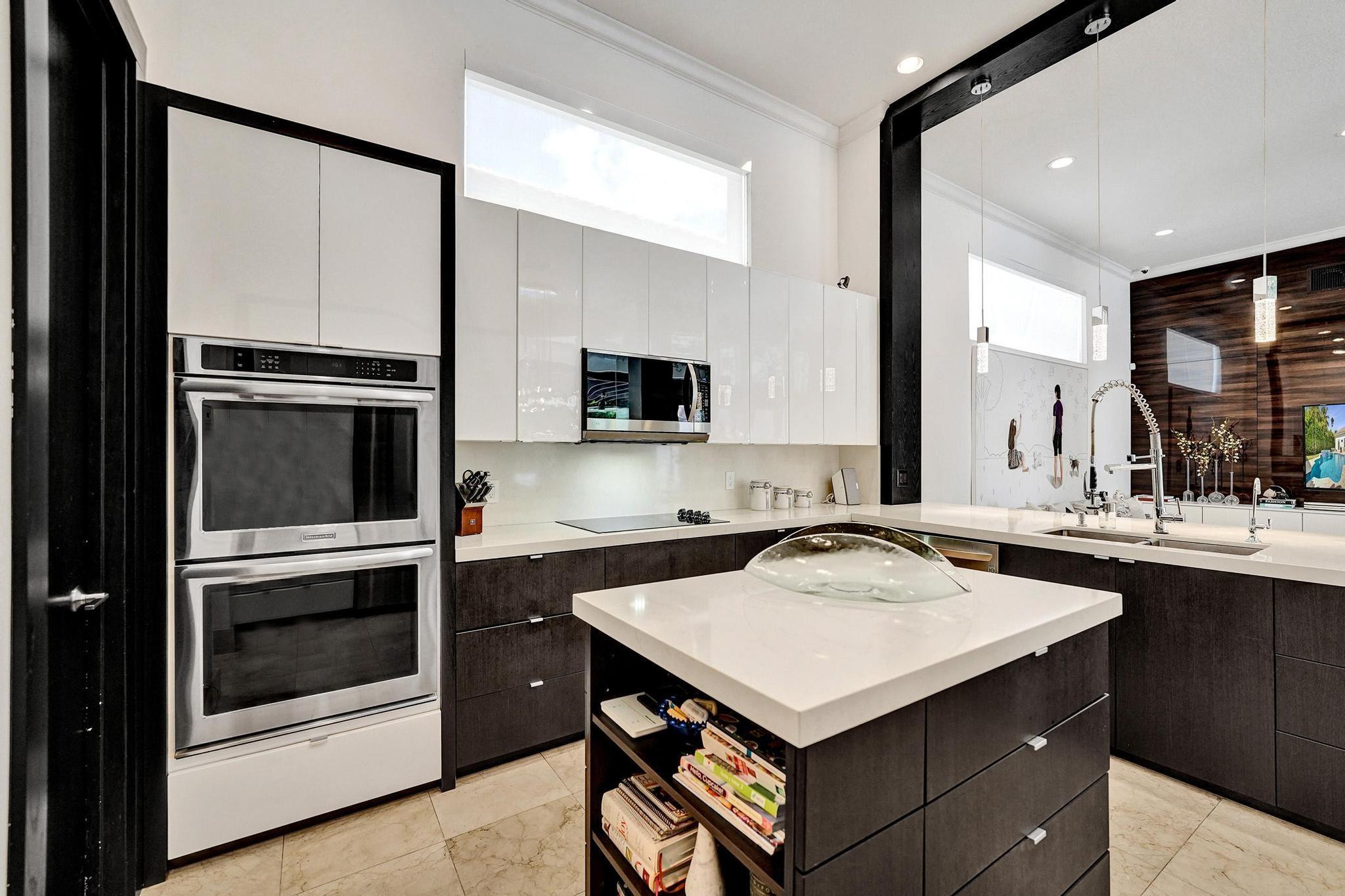 13763 NW 18th Pembroke Pines, FL 33028