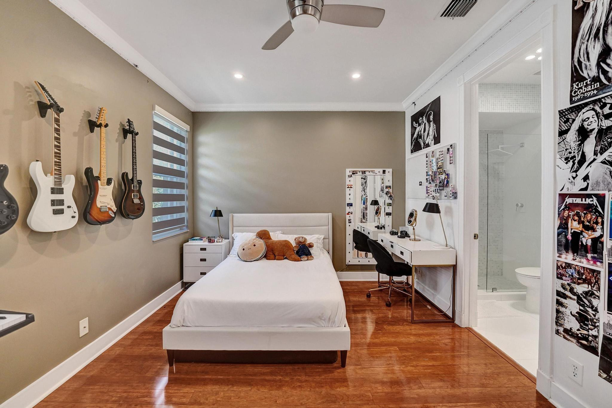 13763 NW 18th Pembroke Pines, FL 33028