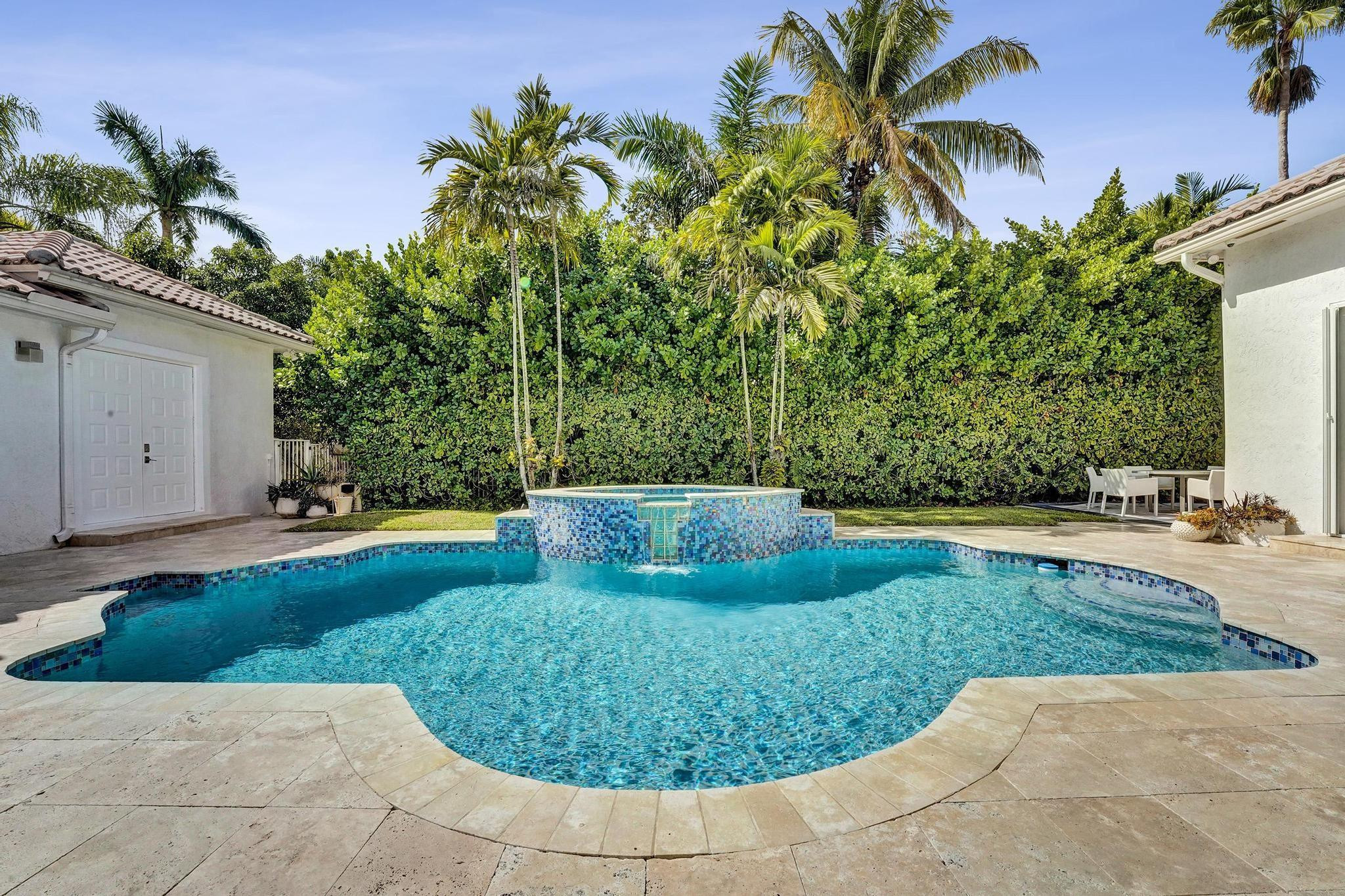 13763 NW 18th Pembroke Pines, FL 33028