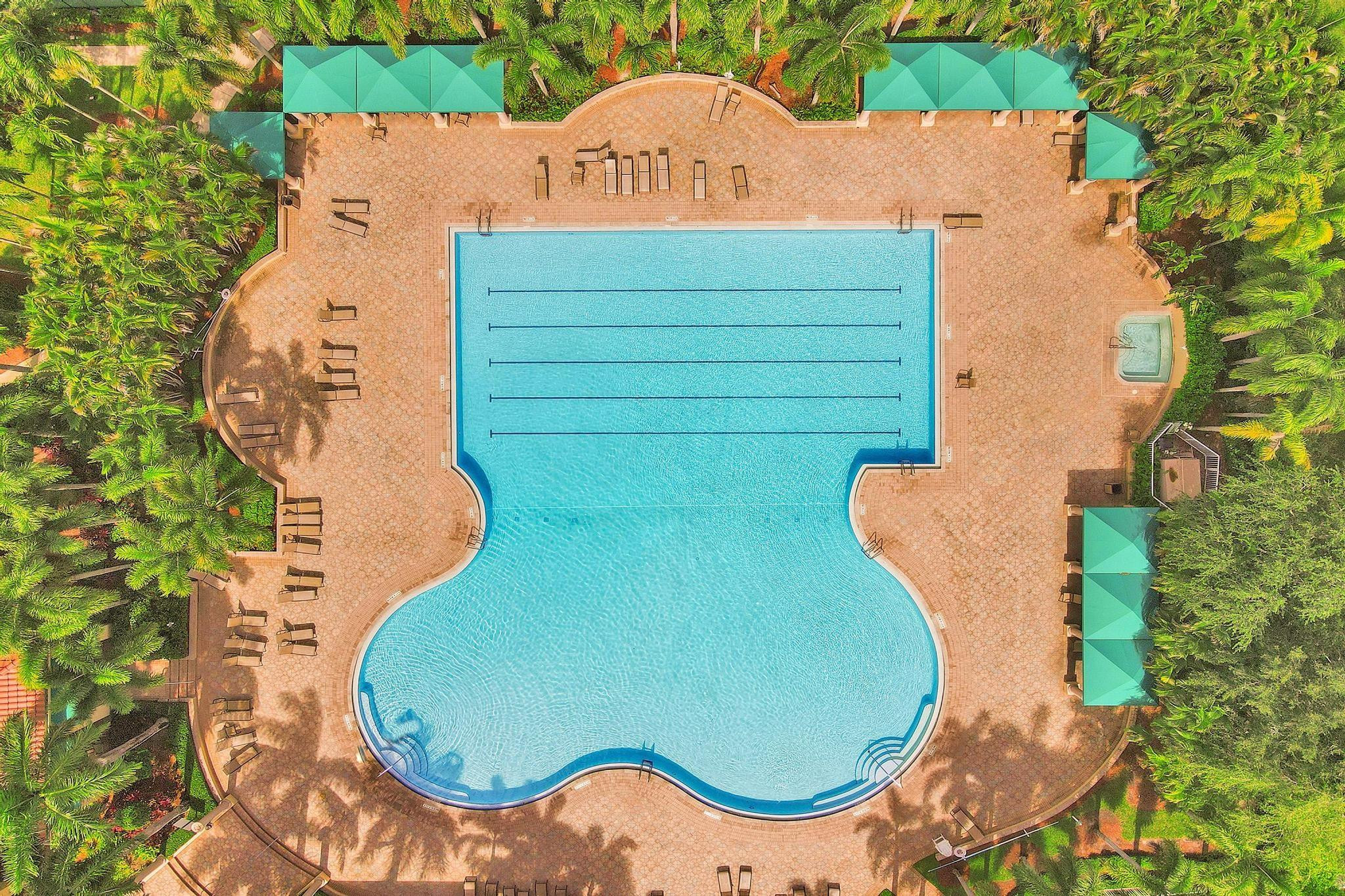 13763 NW 18th Pembroke Pines, FL 33028