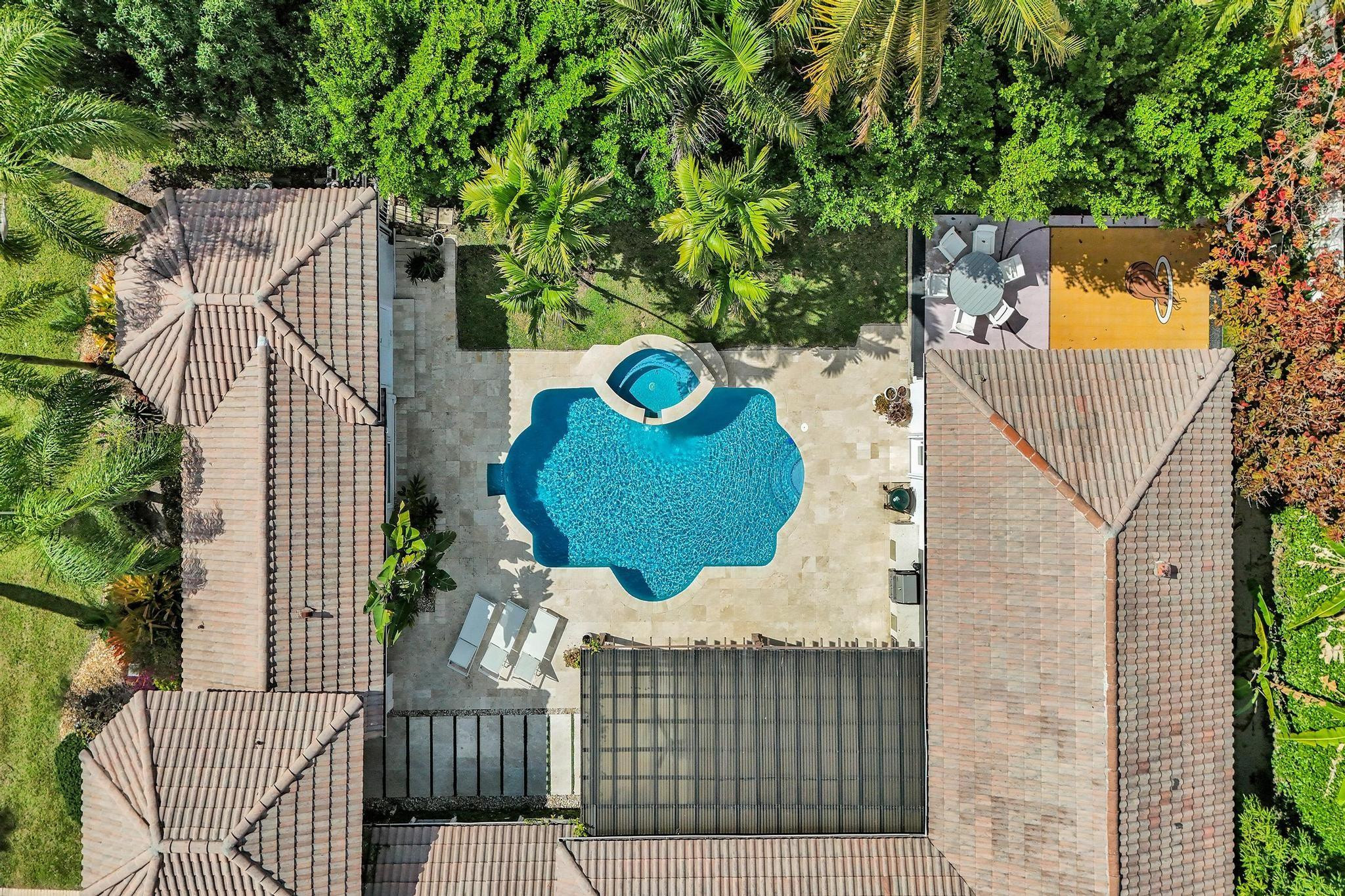 13763 NW 18th Pembroke Pines, FL 33028