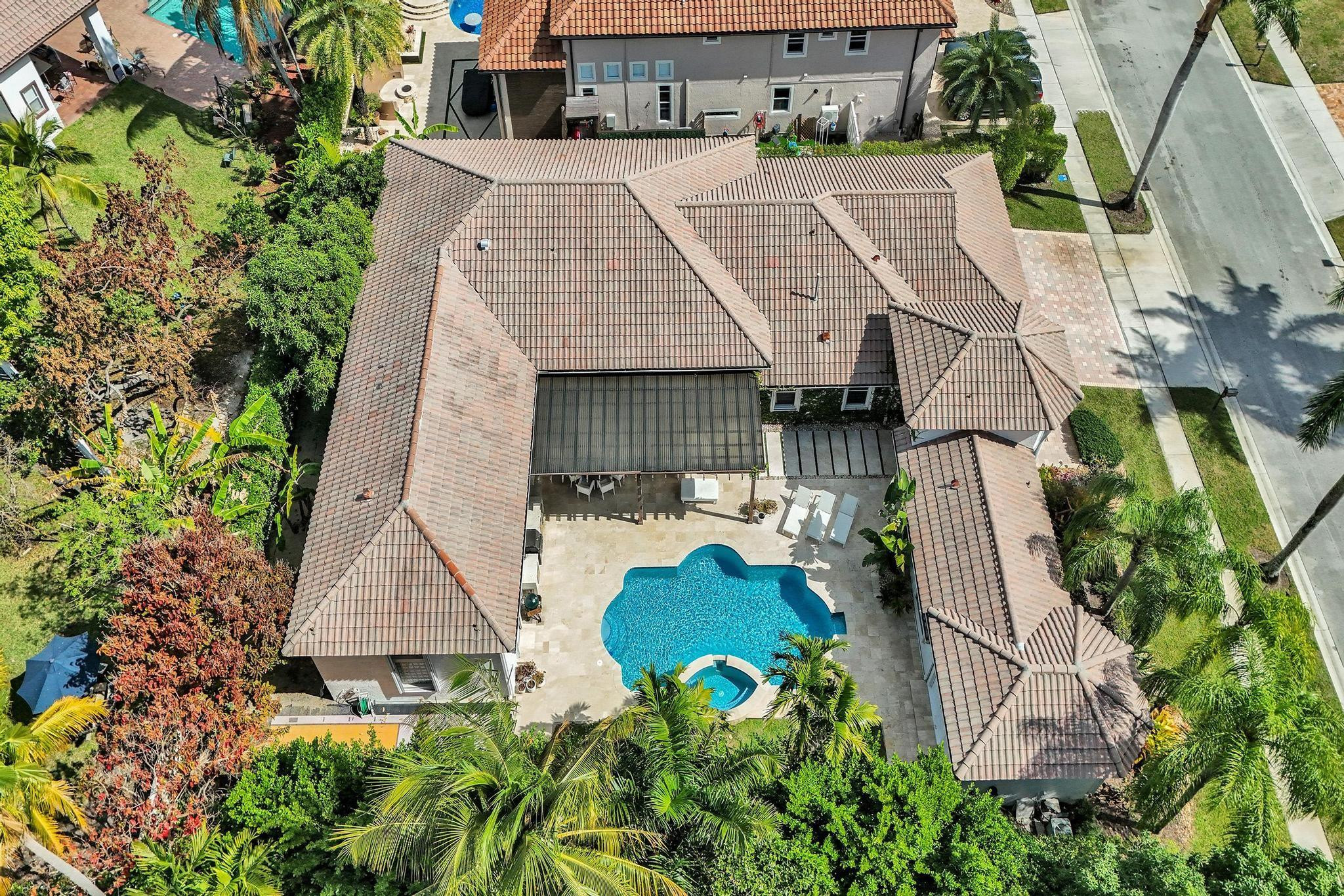 13763 NW 18th Pembroke Pines, FL 33028