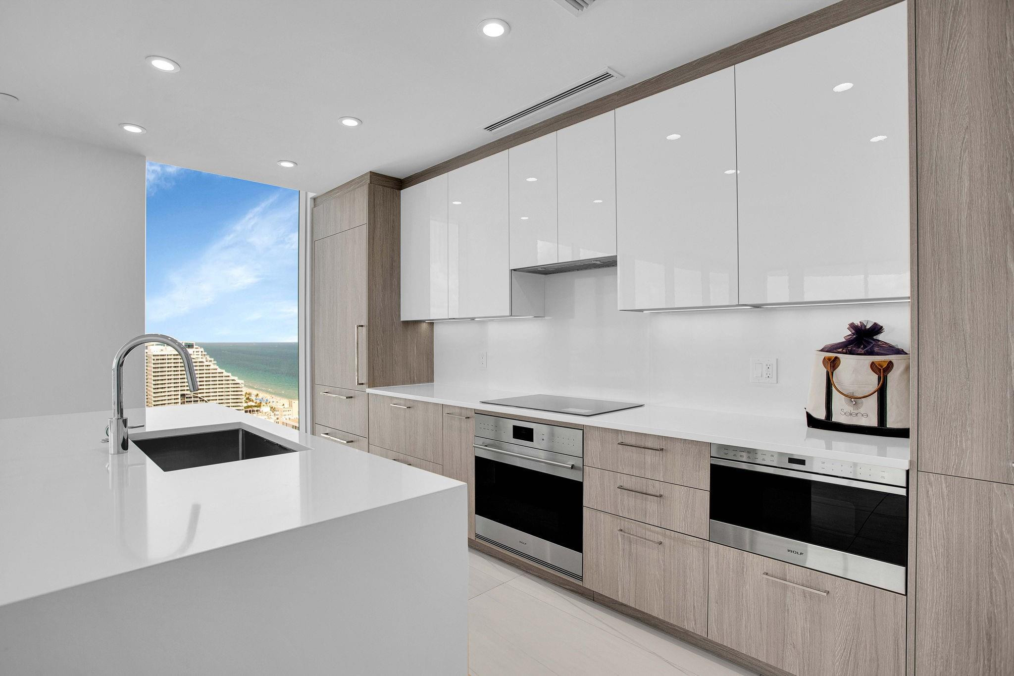 153 N Seabreeze #2504-S Fort Lauderdale, FL 33304