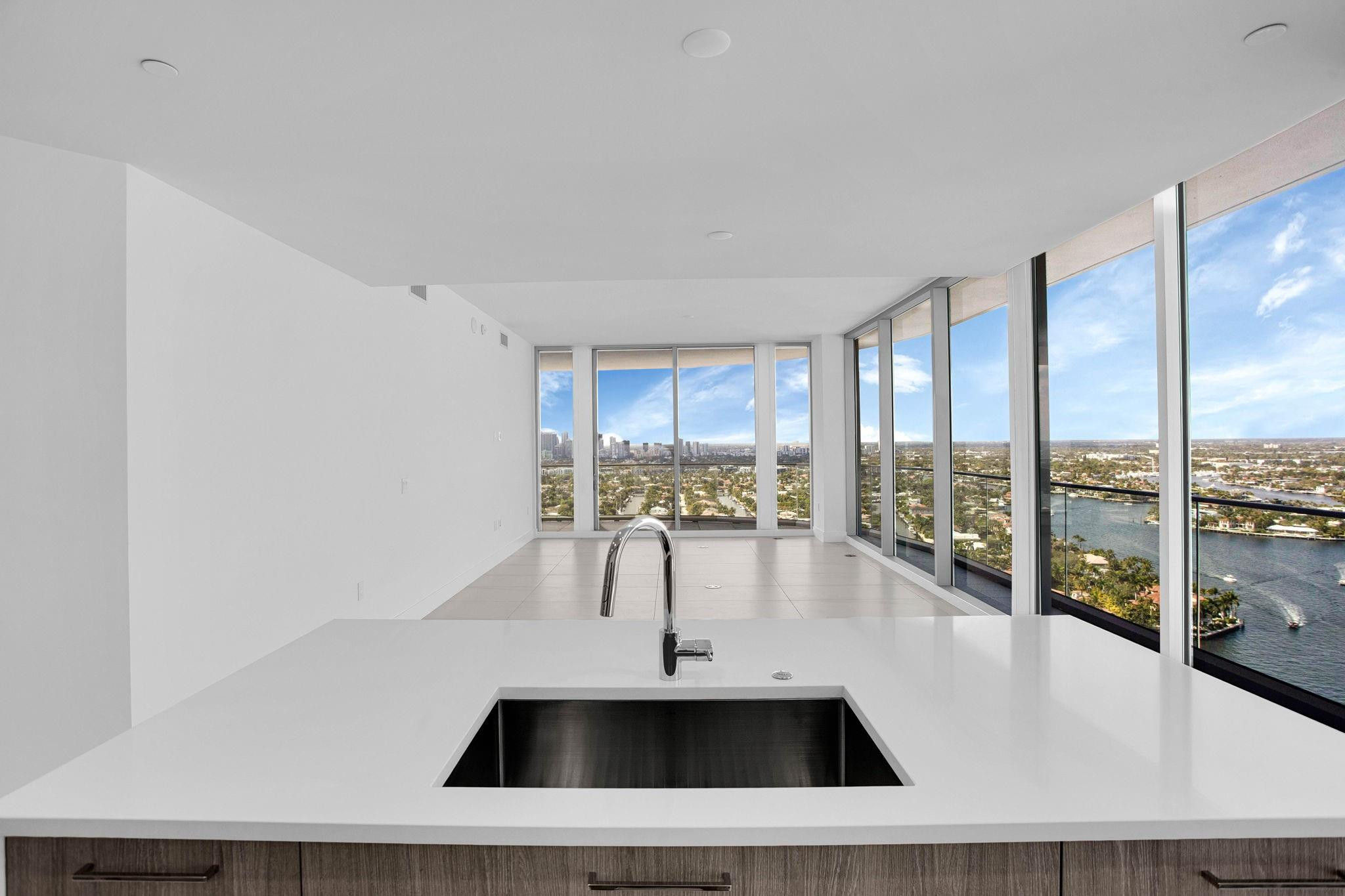 153 N Seabreeze #2504-S Fort Lauderdale, FL 33304