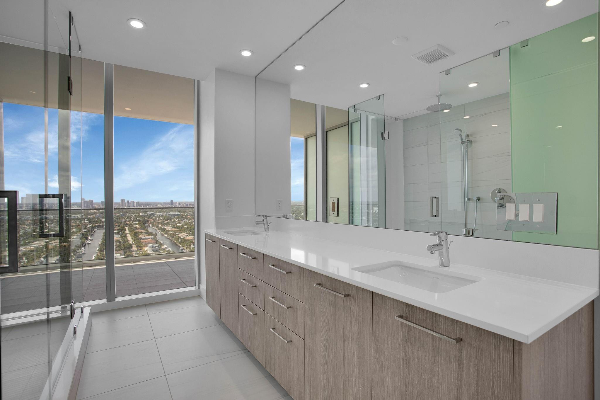 153 N Seabreeze #2504-S Fort Lauderdale, FL 33304