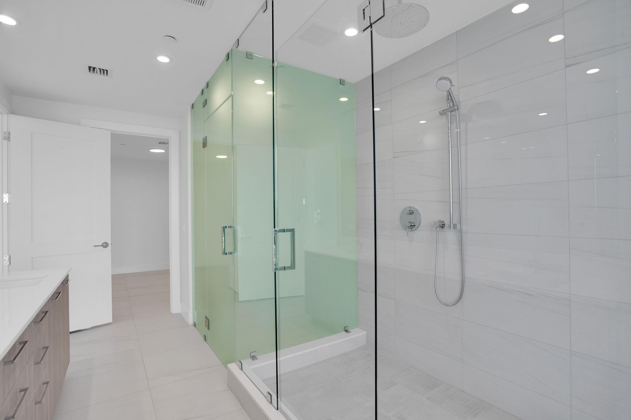 153 N Seabreeze #2504-S Fort Lauderdale, FL 33304