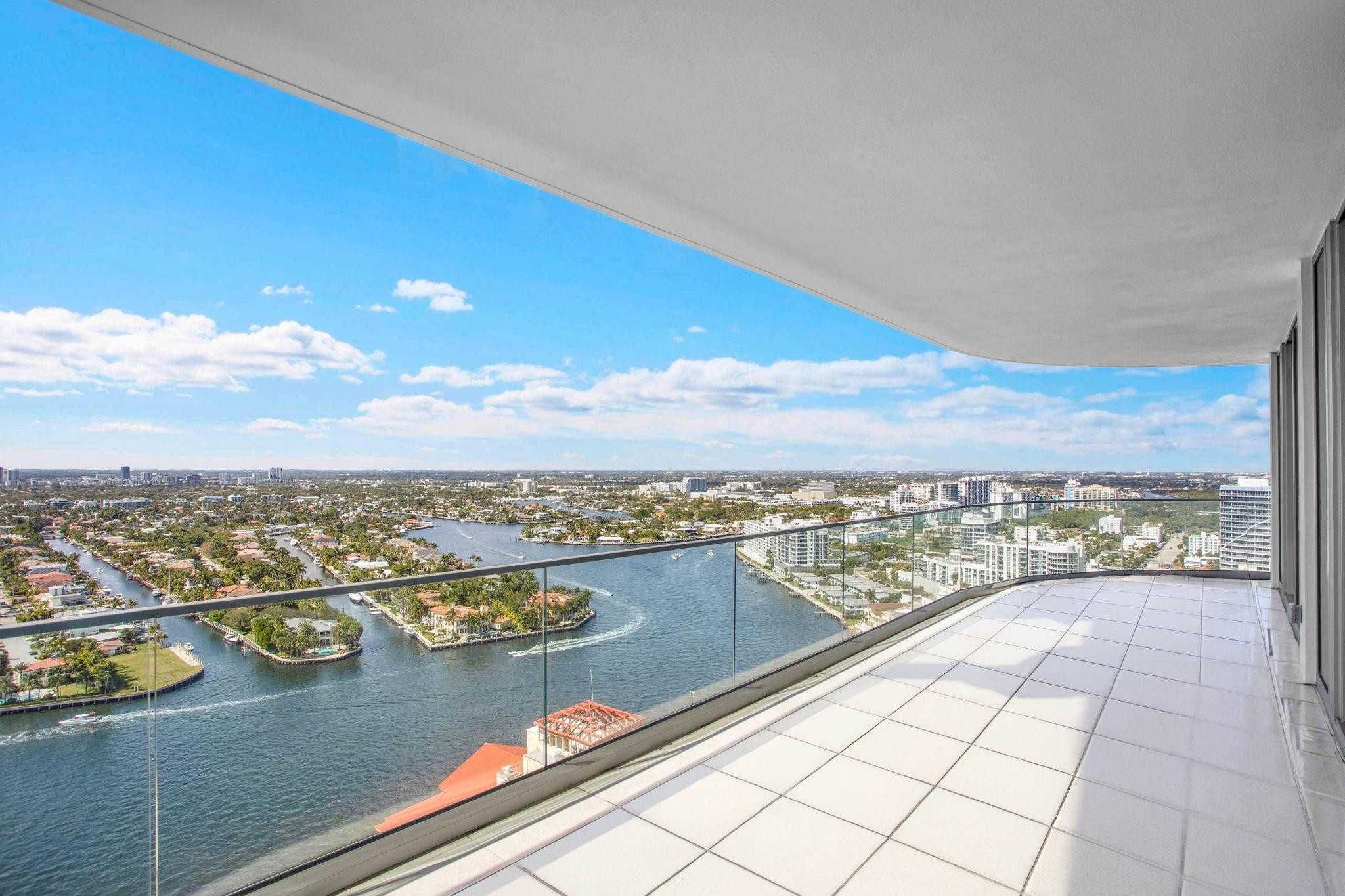 153 N Seabreeze #2504-S Fort Lauderdale, FL 33304