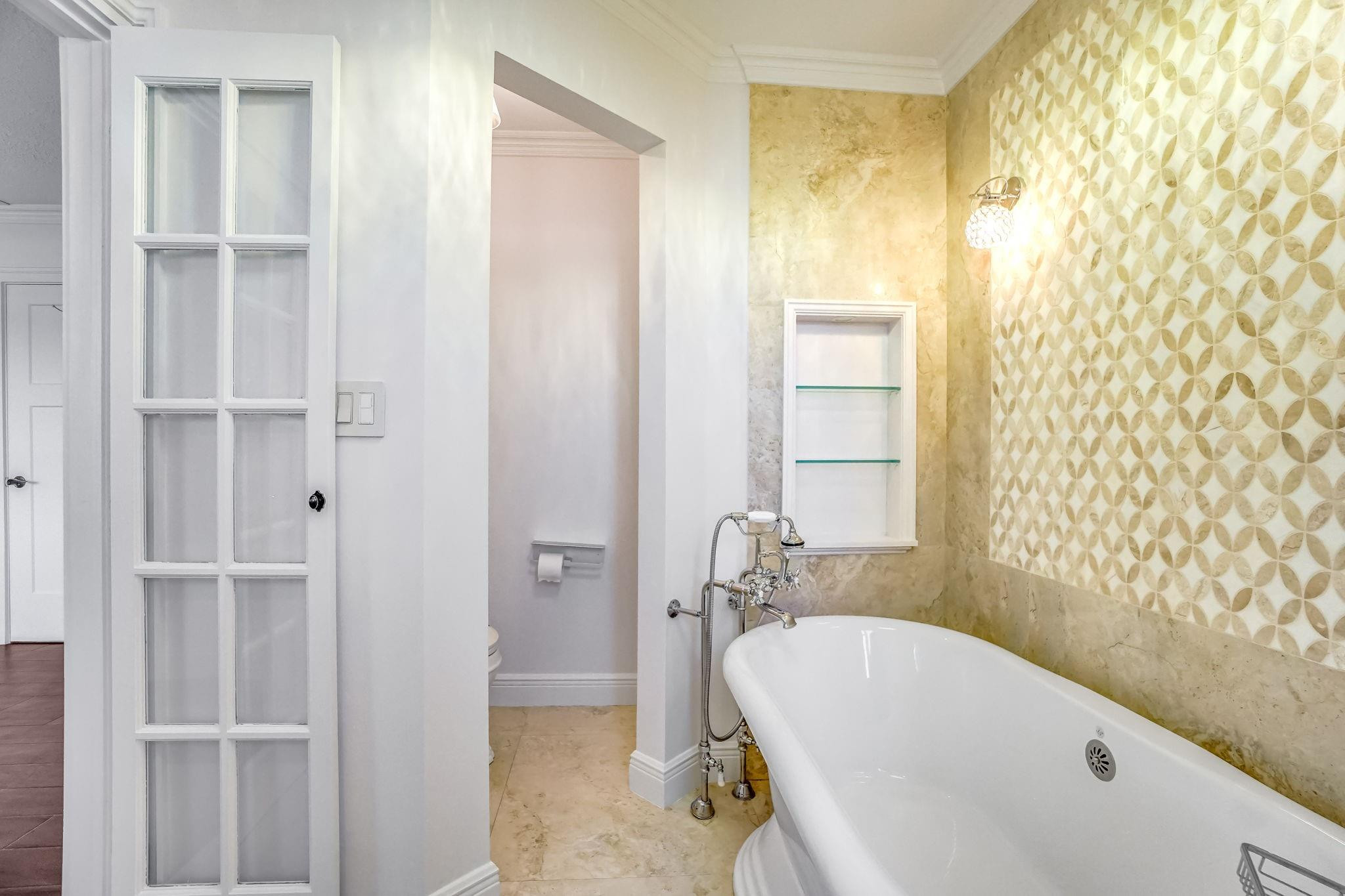 5550 NE 26th Fort Lauderdale, FL 33308