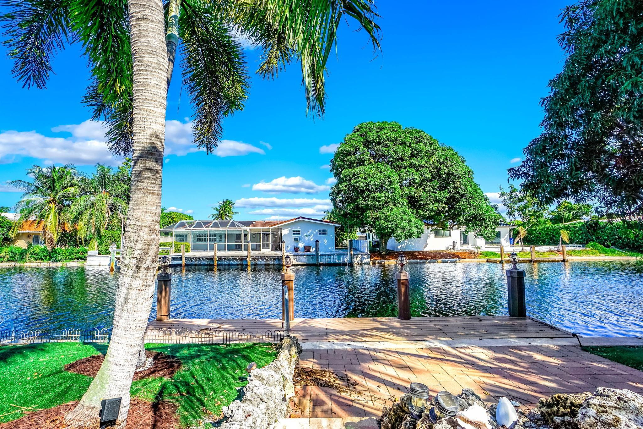 5550 NE 26th Fort Lauderdale, FL 33308