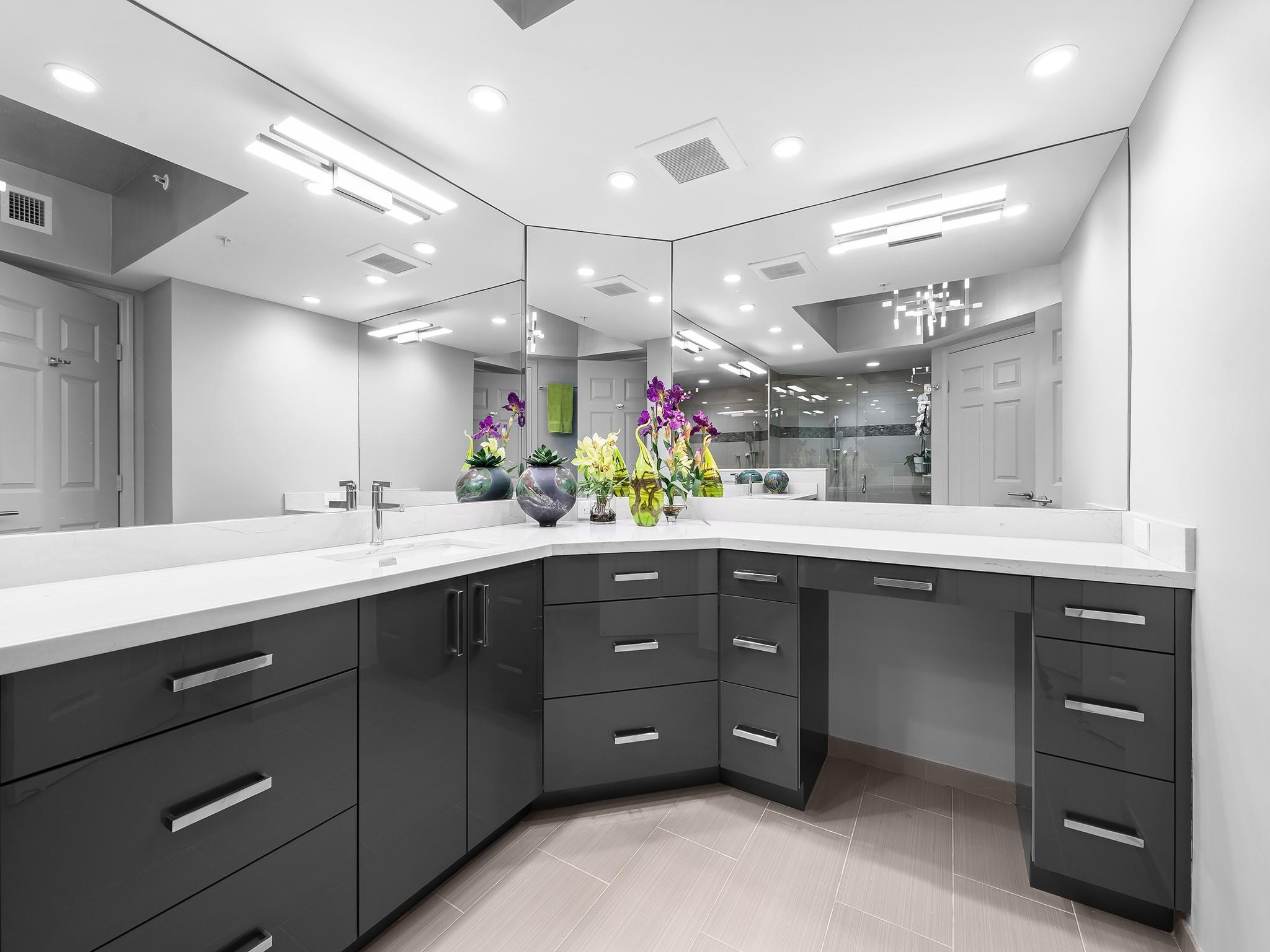 411 N New Riv #502 Fort Lauderdale, FL 33301