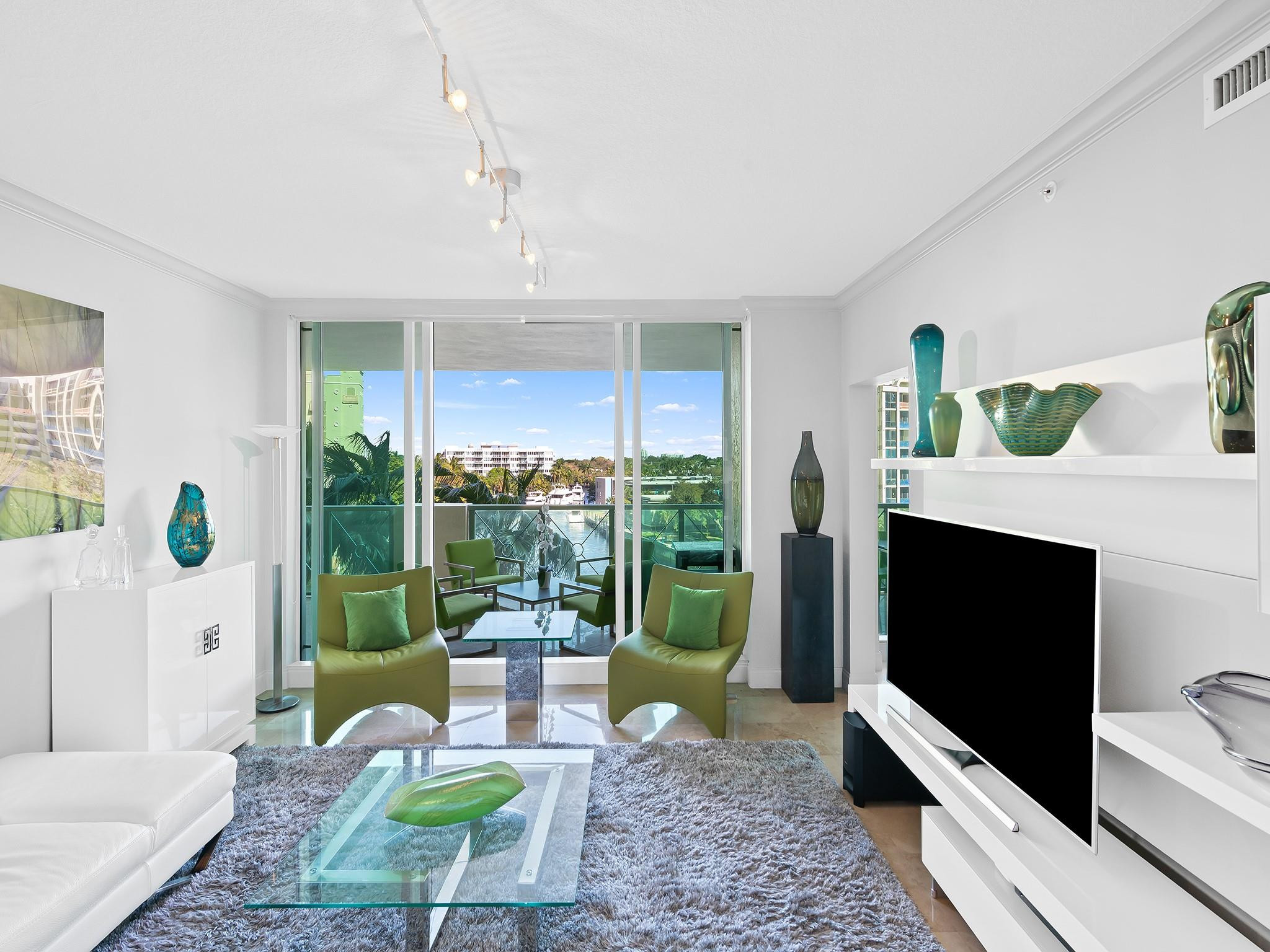 411 N New Riv #502 Fort Lauderdale, FL 33301