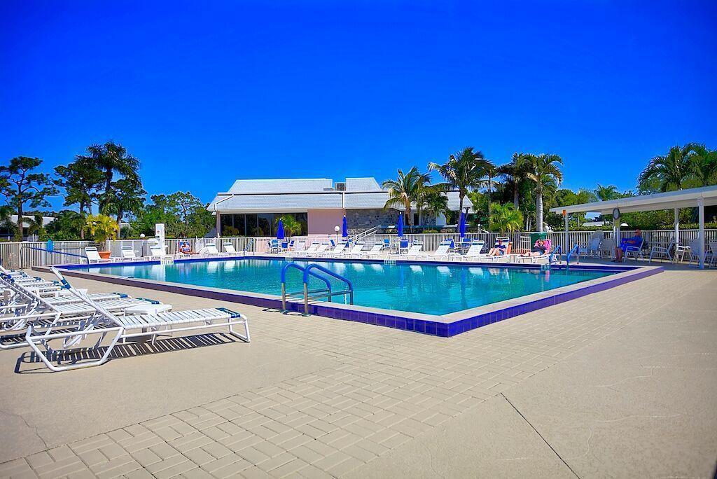 18081 SE Country Clb Dr #141 Jupiter, FL 33469